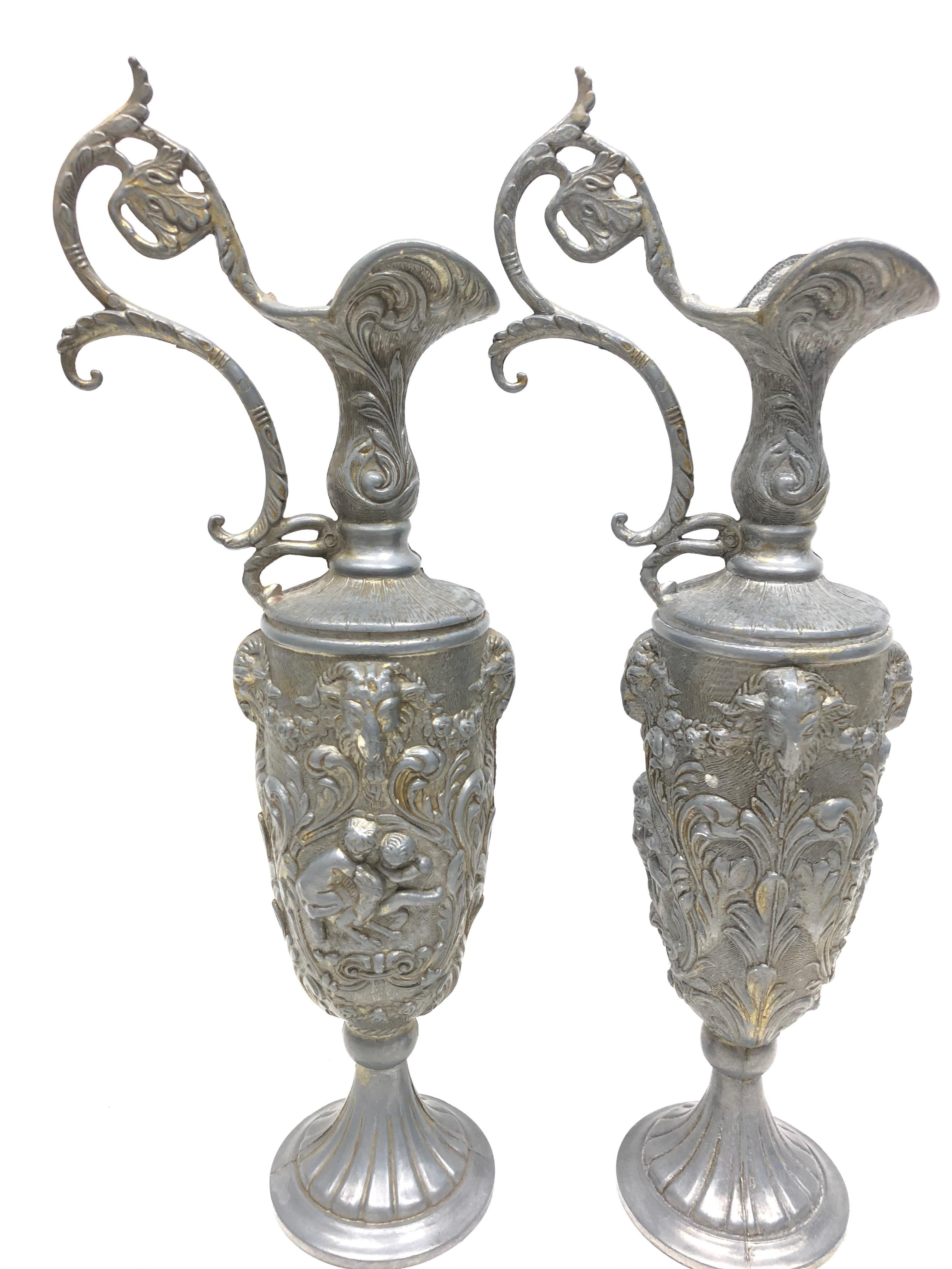 Pair of Vintage Italian Pewter Ewer with Cherub and Rams, Italy Art Nouveau For Sale 4