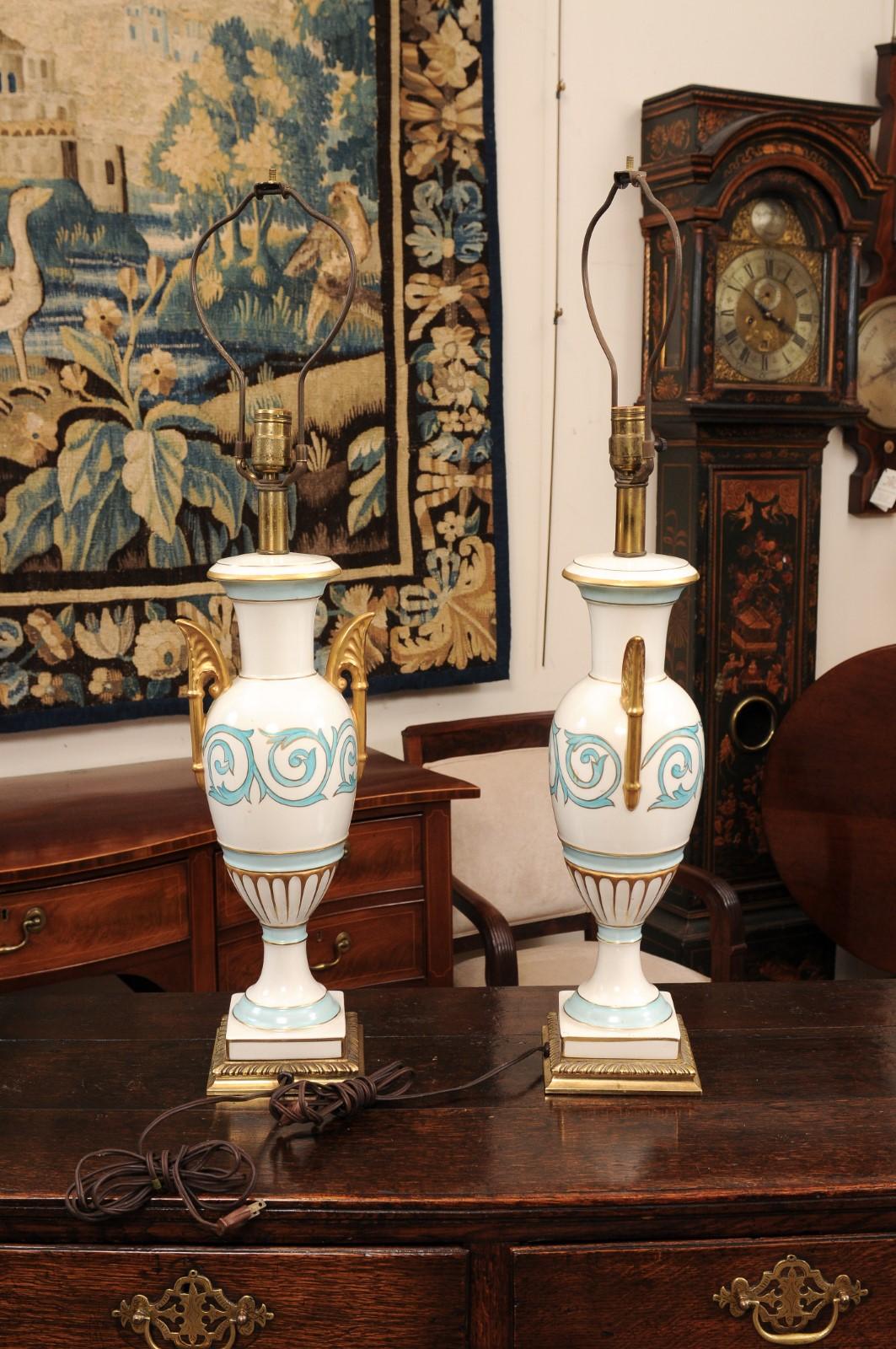 Pair of Vintage Italian Porcelain Lamps with Blue & Gilt Accents, 20th Century 8