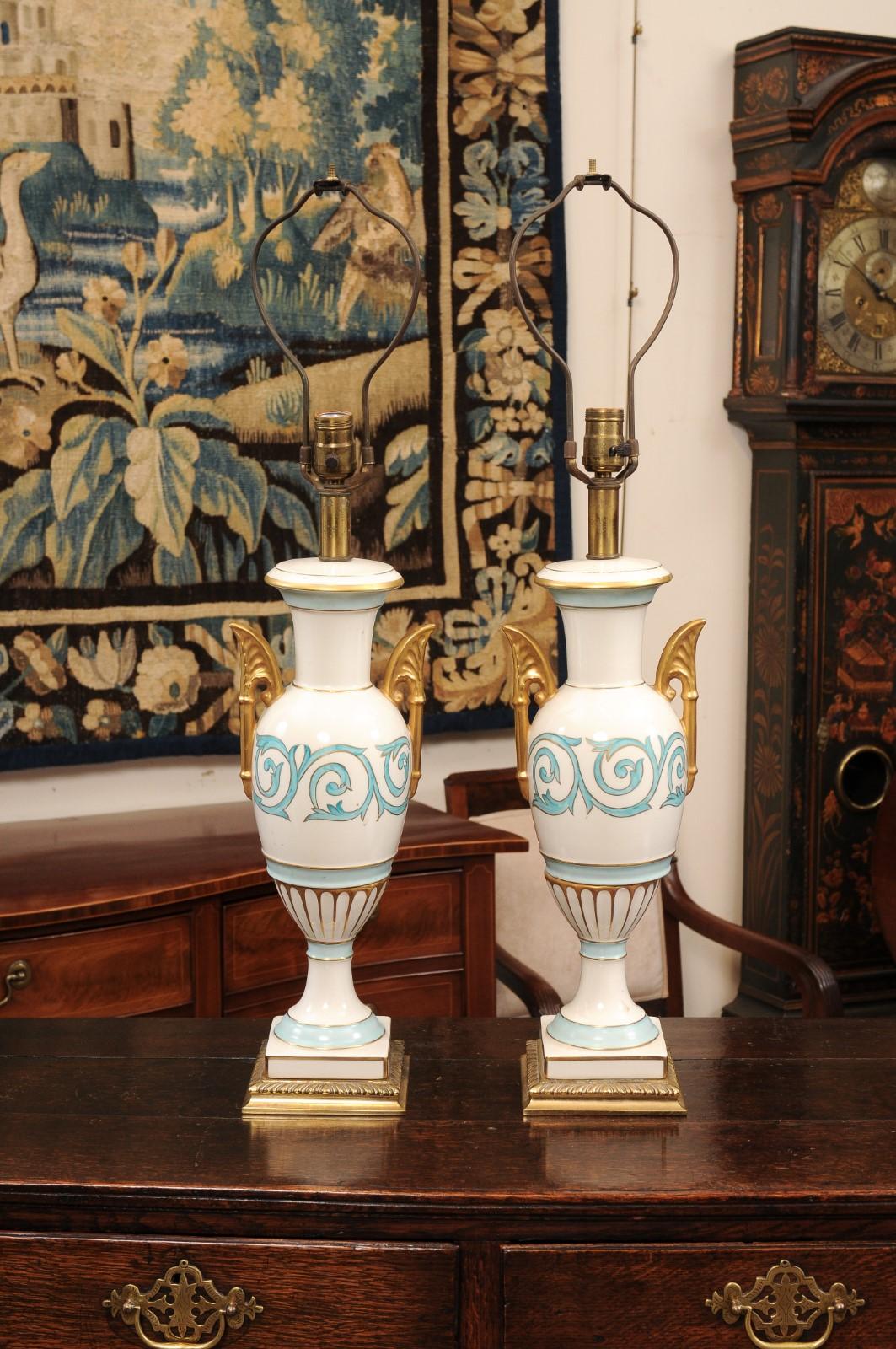 Pair of Vintage Italian Porcelain Lamps with Blue & Gilt Accents, 20th Century 12