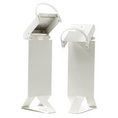 Paire de Loft postmodernes italiens d'époque  Lampes de table en métal