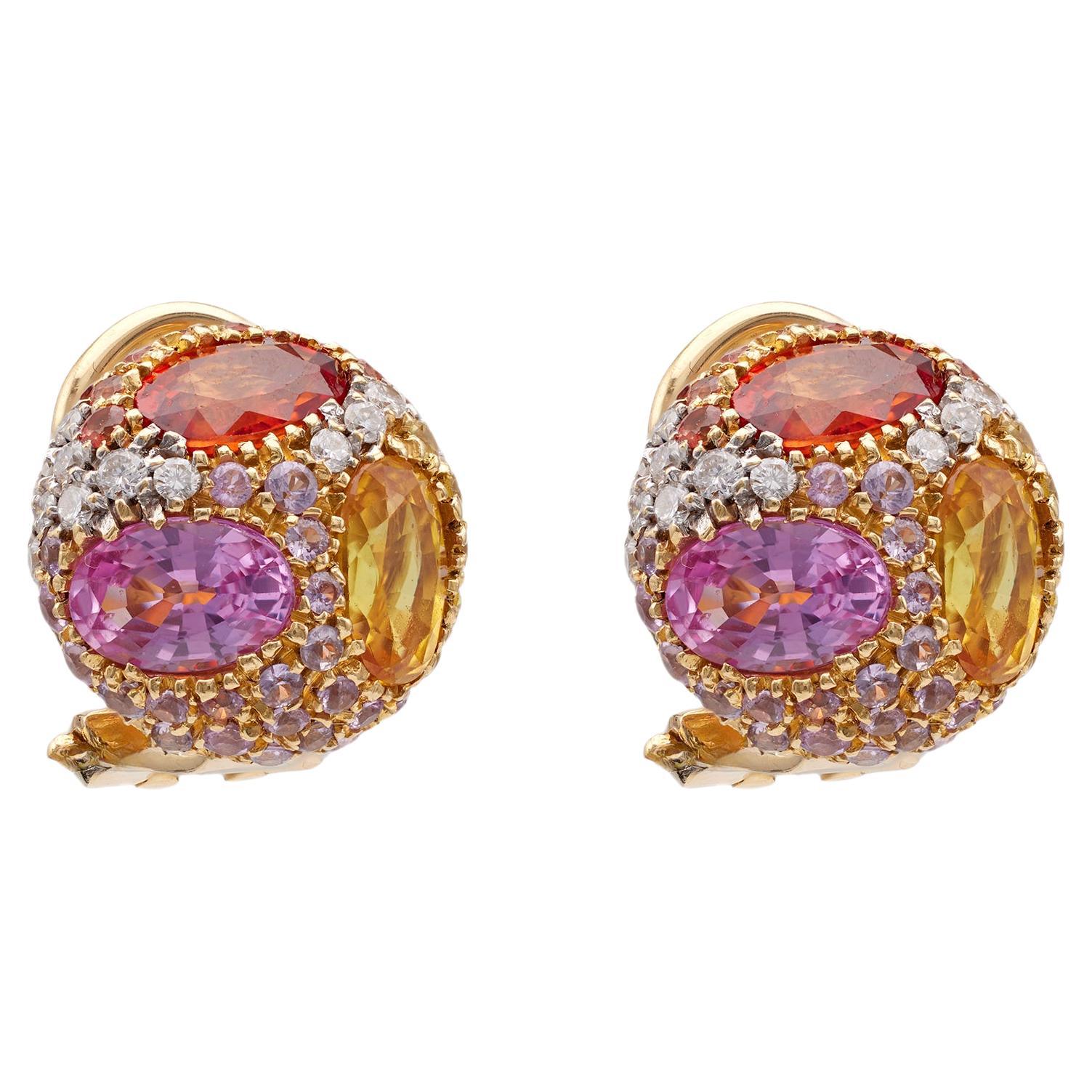 Paire de boucles d'oreilles italiennes vintage en or jaune 18 carats avec saphir et diamants