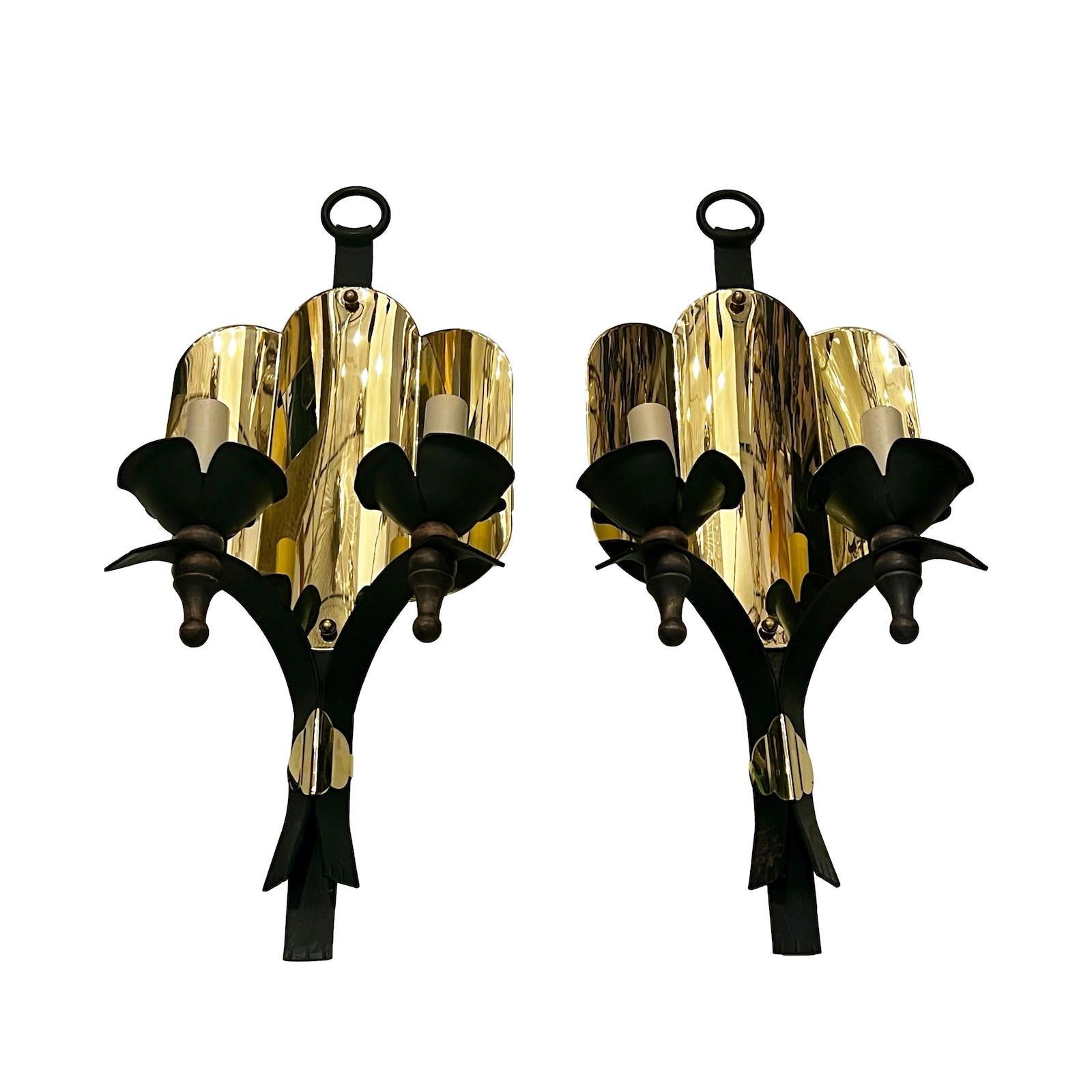 Pair of Vintage Italian Sconces In Good Condition For Sale In New York, NY