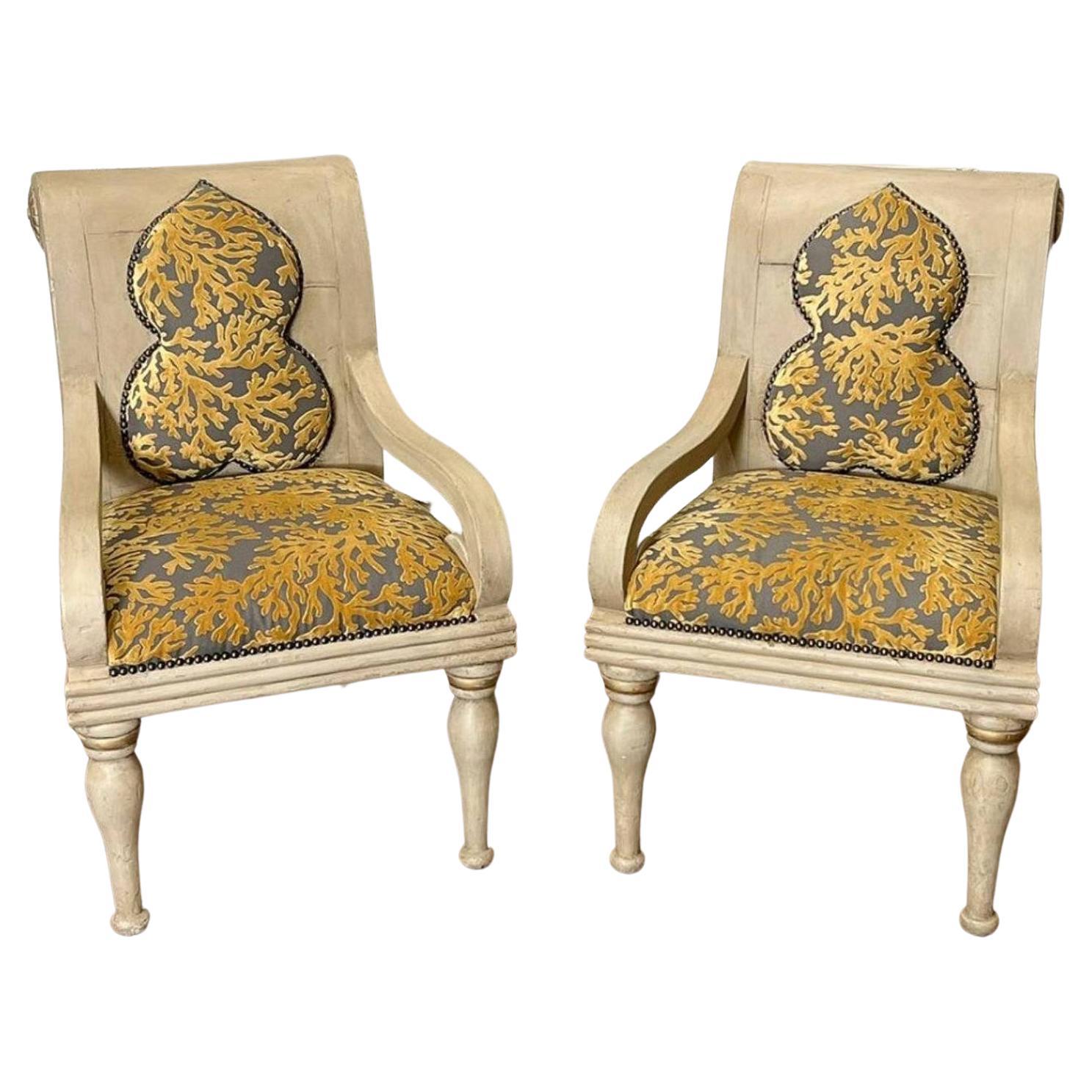 Coppia di poltrone italiane vintage con schienale a voluta
