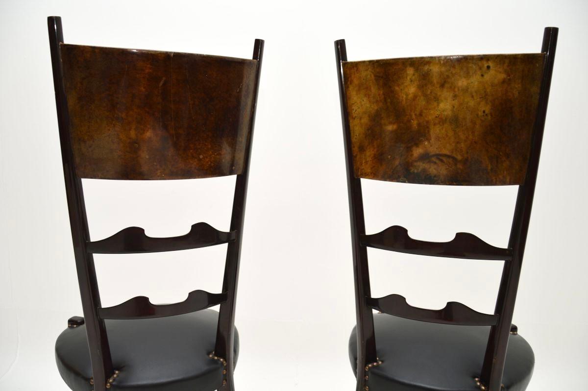 Paire de chaises d'appoint italiennes Vintage par Aldo Tura Bon état - En vente à London, GB