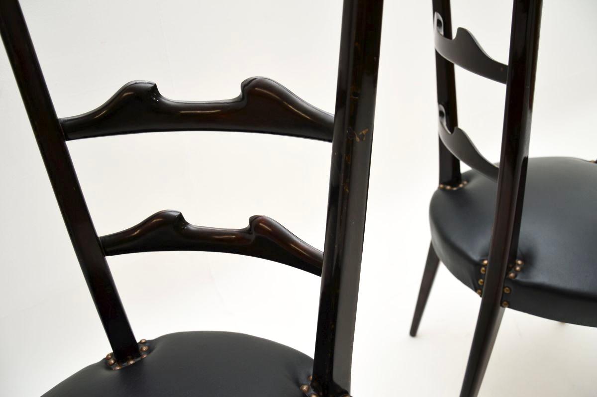 Paire de chaises d'appoint italiennes Vintage par Aldo Tura en vente 2