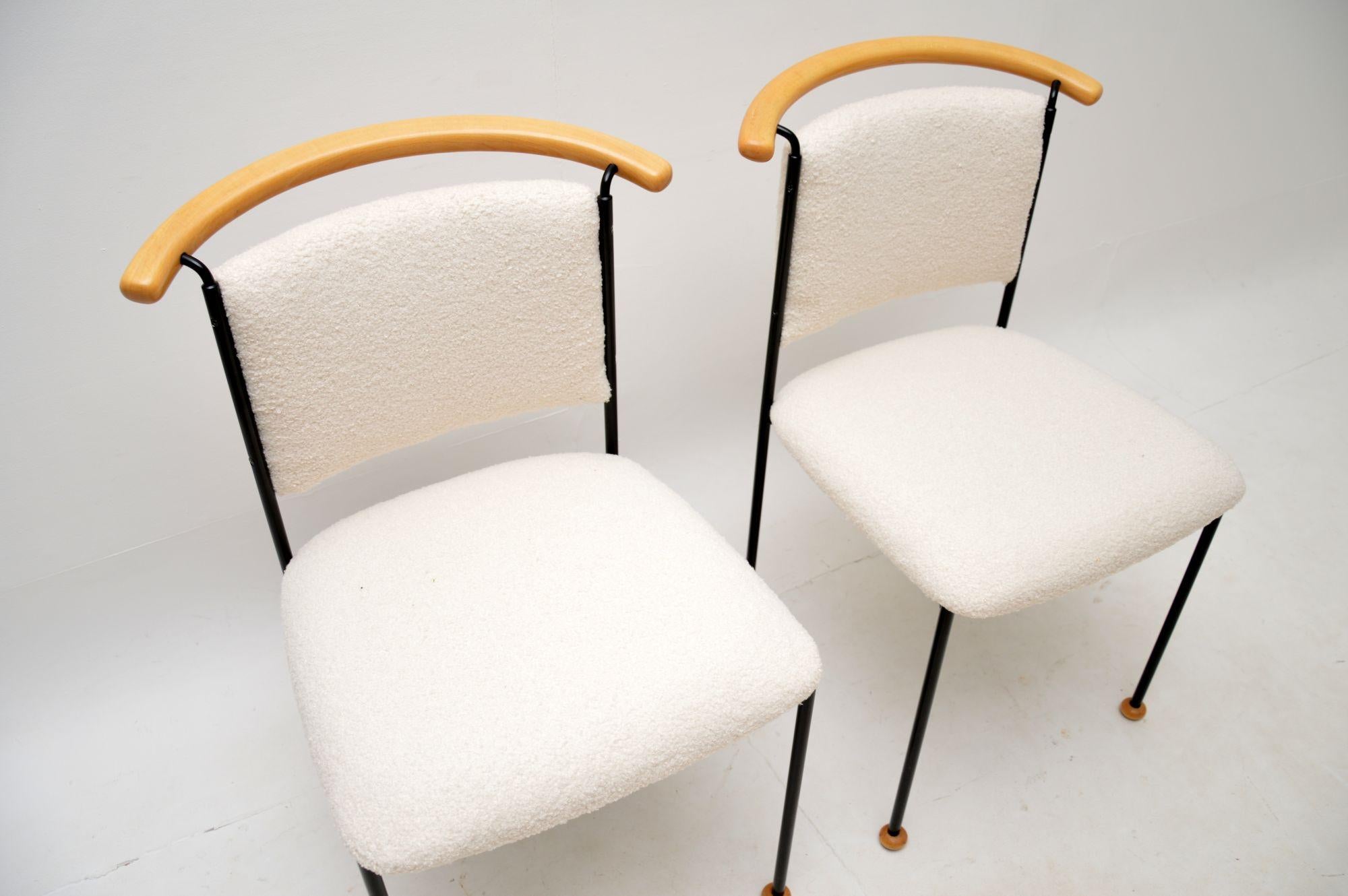 Fin du 20e siècle Paire de chaises d'appoint italiennes vintage en vente