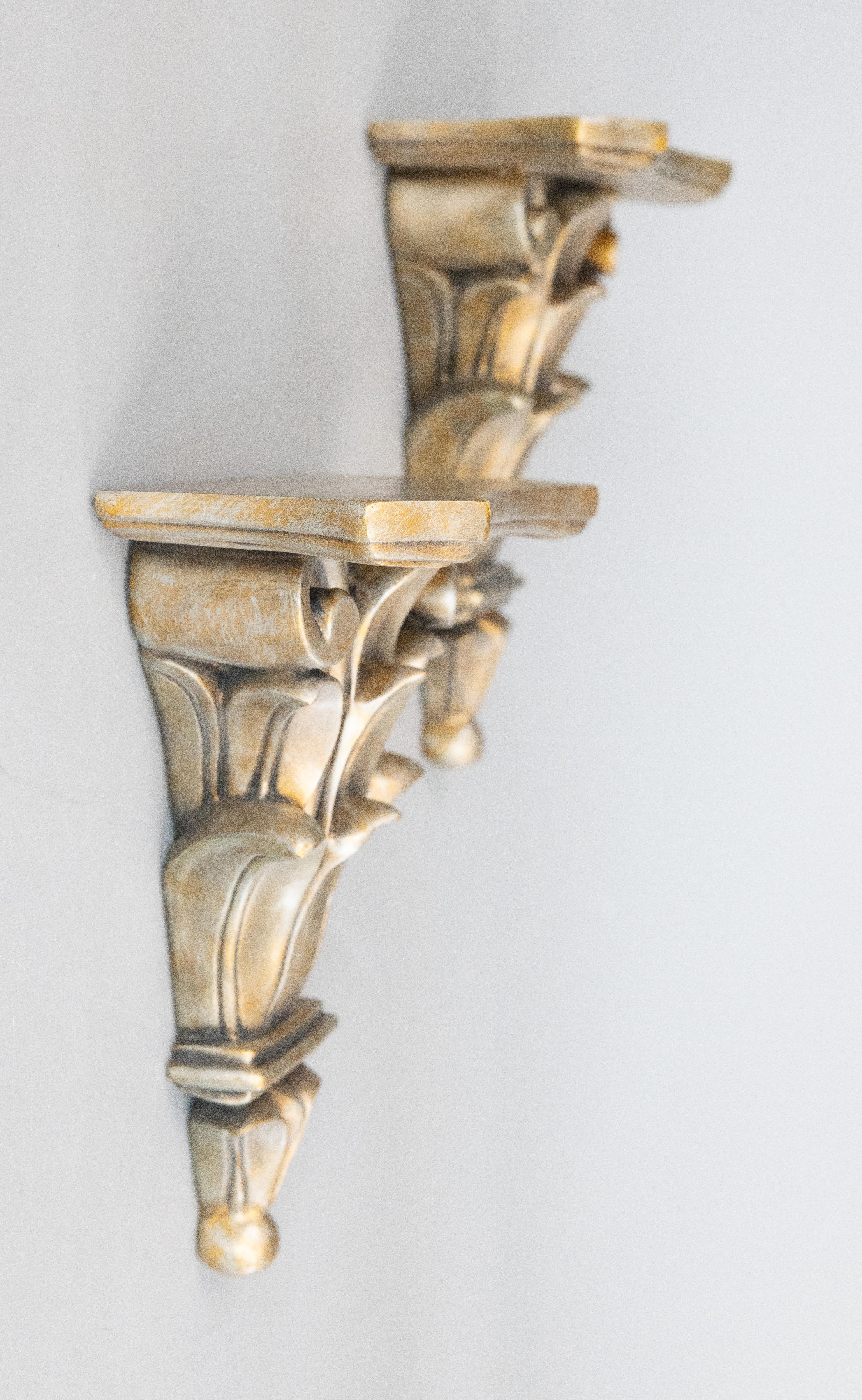 Paar italienische vergoldete Vintage-Wandhalterungen aus Silber und Gold in Silber (20. Jahrhundert) im Angebot