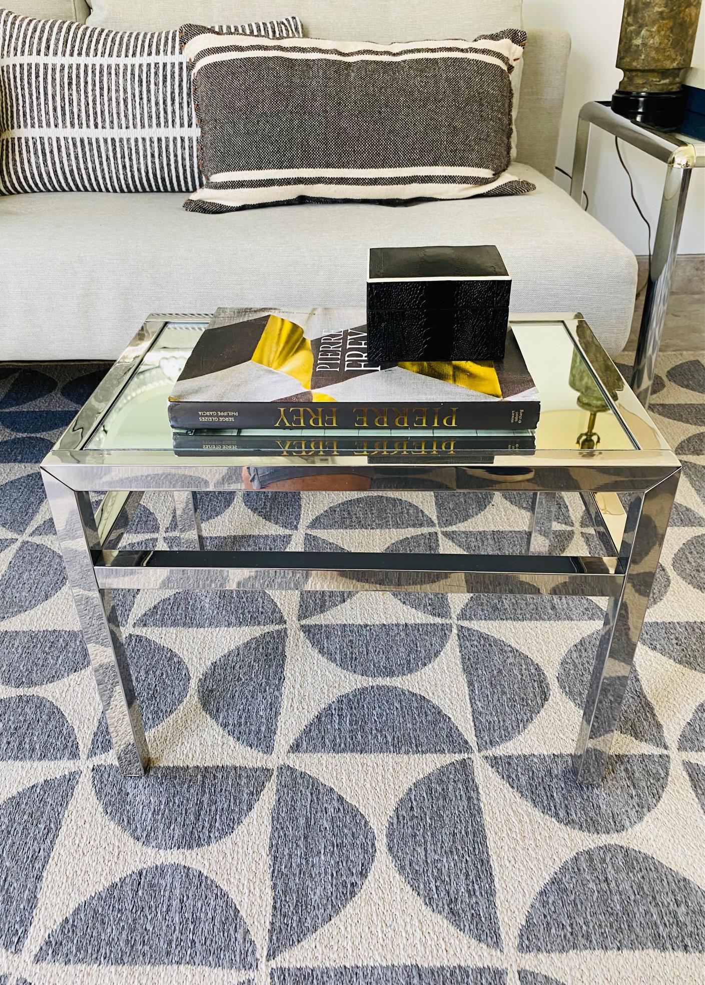 Pair of Chrome and Mirrored Side Tables in the style of Milo Baughman, c. 1970's In Good Condition For Sale In Fort Lauderdale, FL