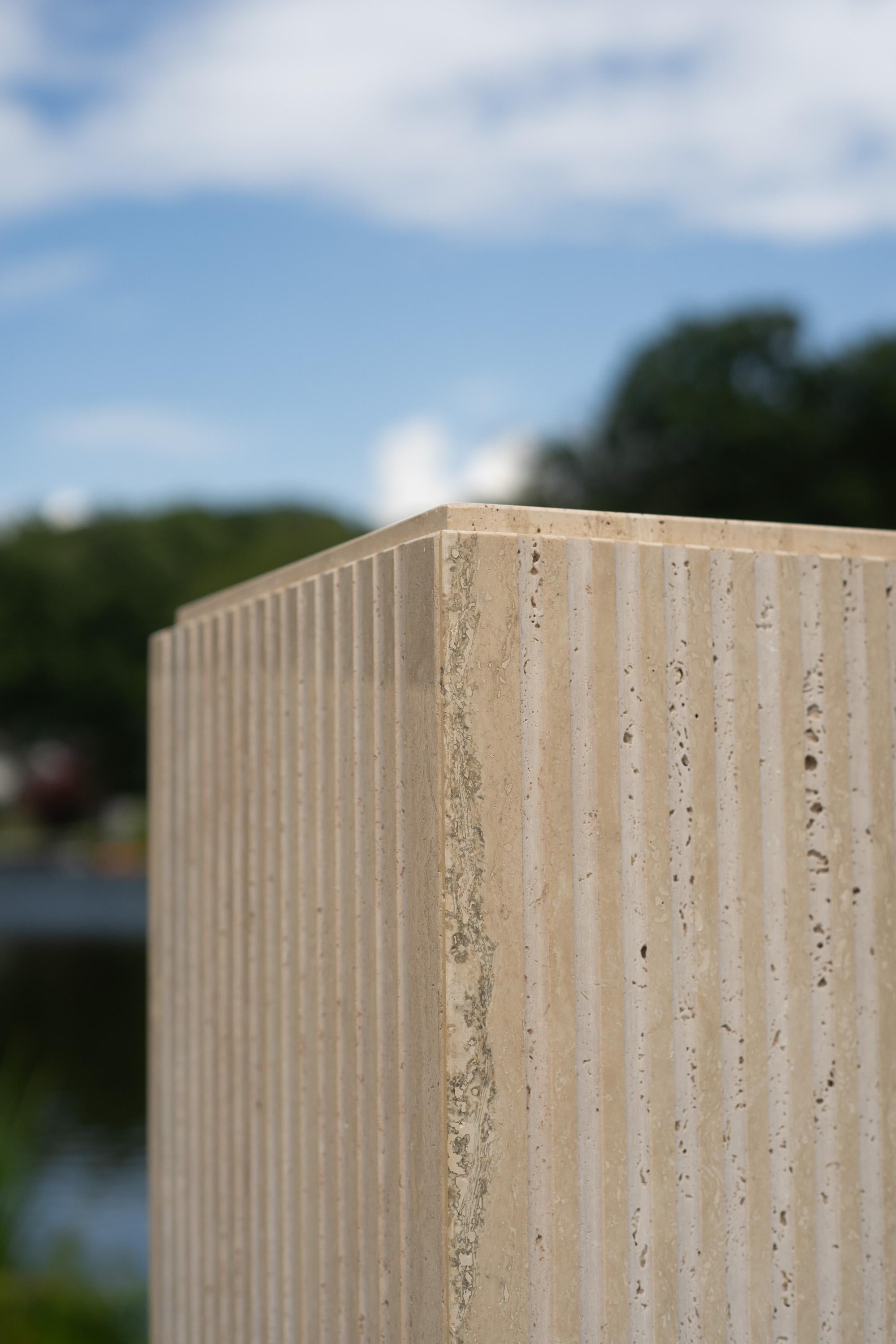 Pair of Vintage Italian Stone International Fluted Travertine Marble Pedestals For Sale 9