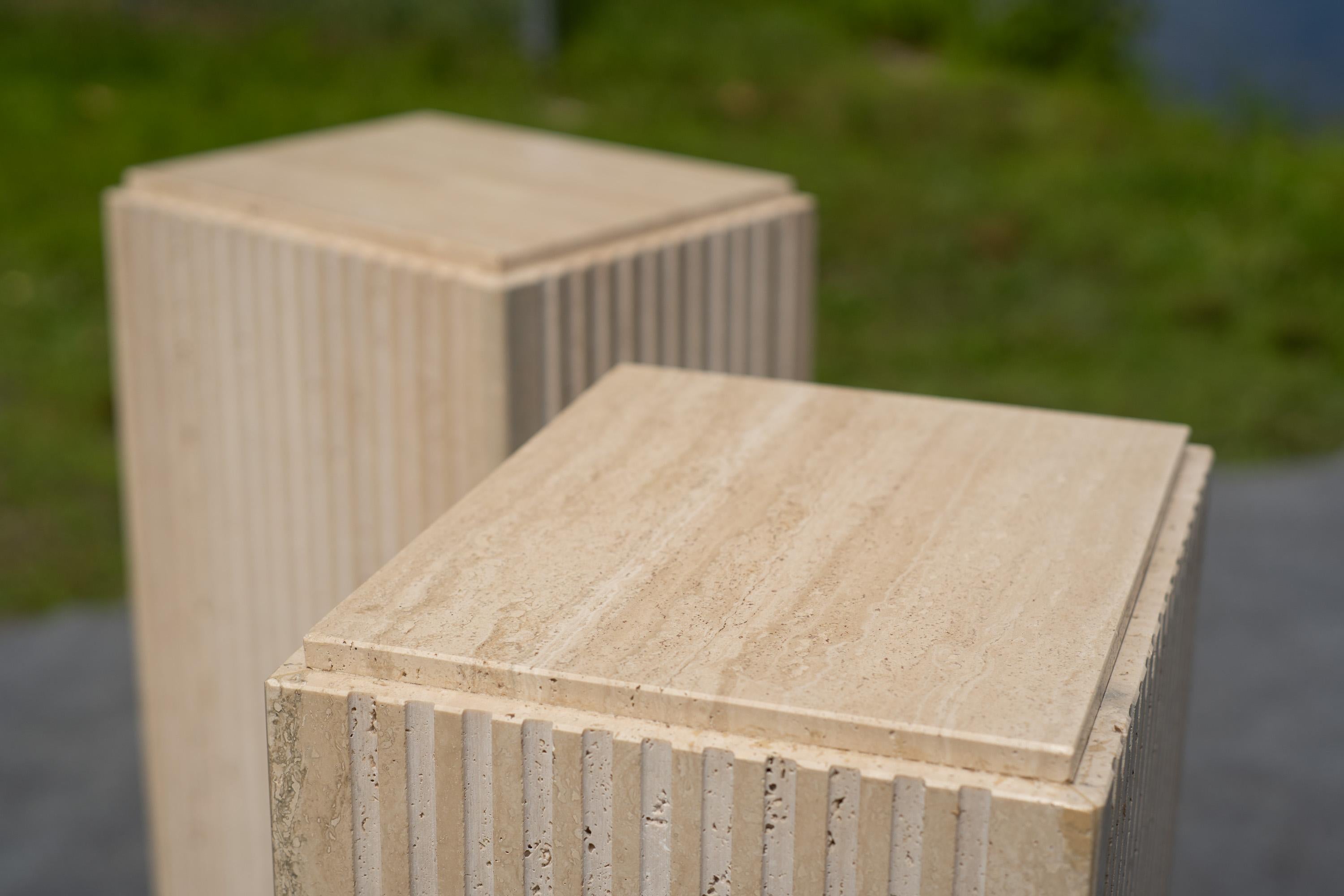 Pair of Vintage Italian Stone International Fluted Travertine Marble Pedestals For Sale 11