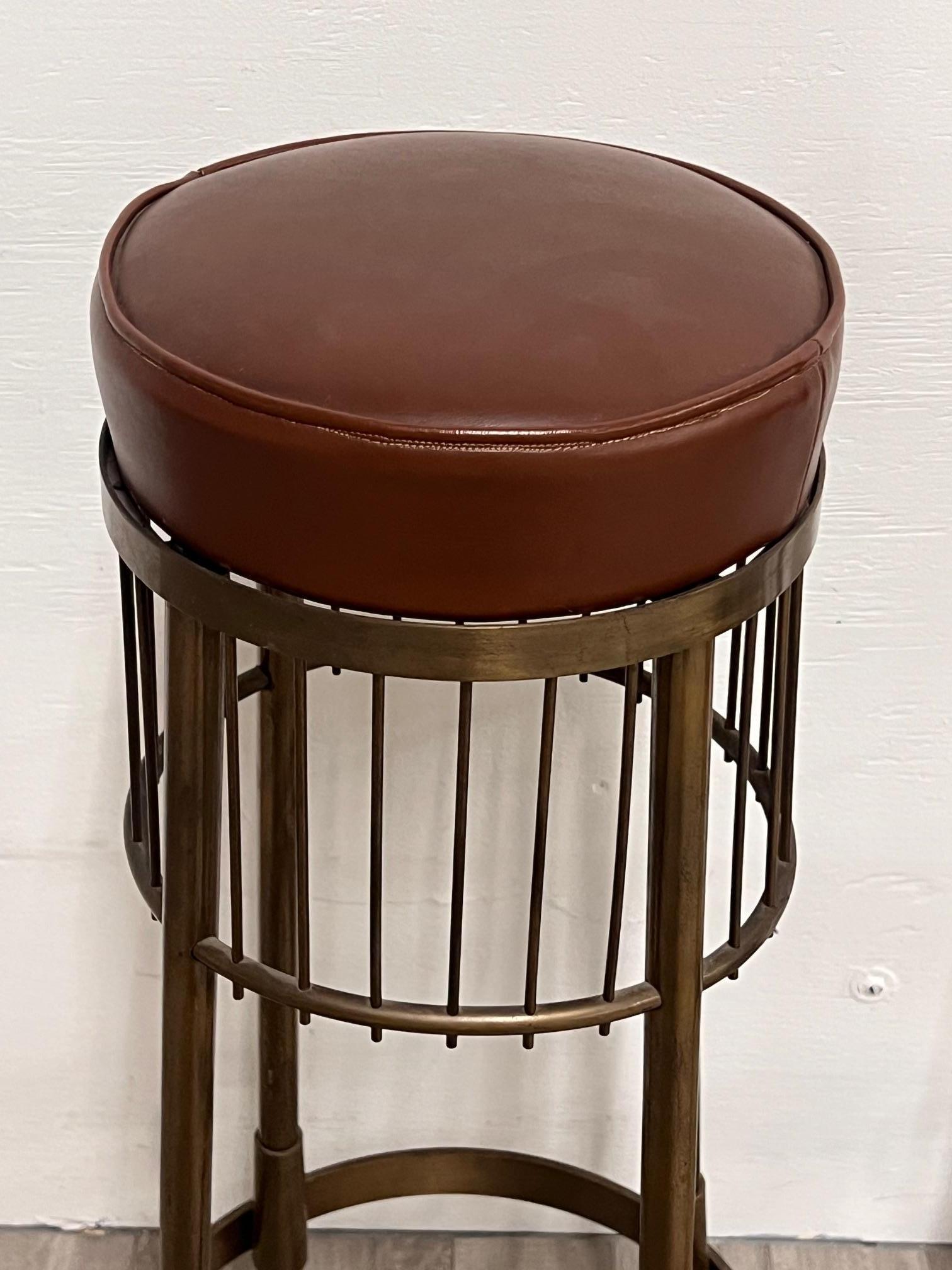 Mid-17th Century Pair of Vintage Italian Stools For Sale