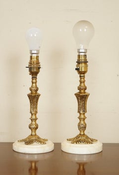Coppia di lampade vintage in stile italiano in ottone intagliato e onice, anni '60