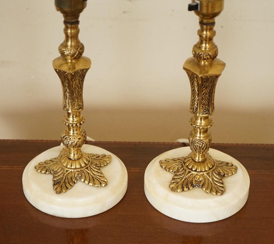 20th Century Pair of Vintage Italian Style Carved Brass and Onyx Lamps, 1960s