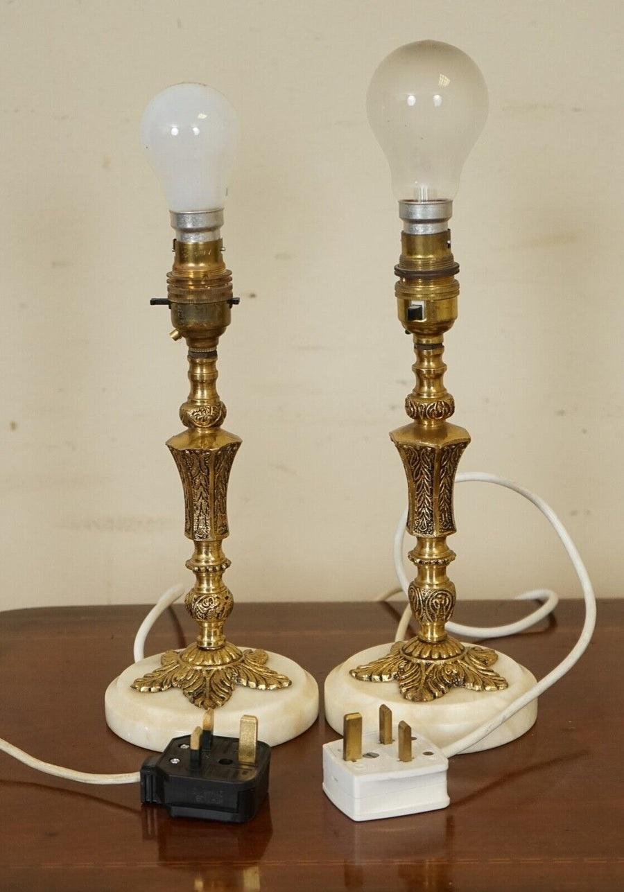 Pair of Vintage Italian Style Carved Brass and Onyx Lamps, 1960s 3