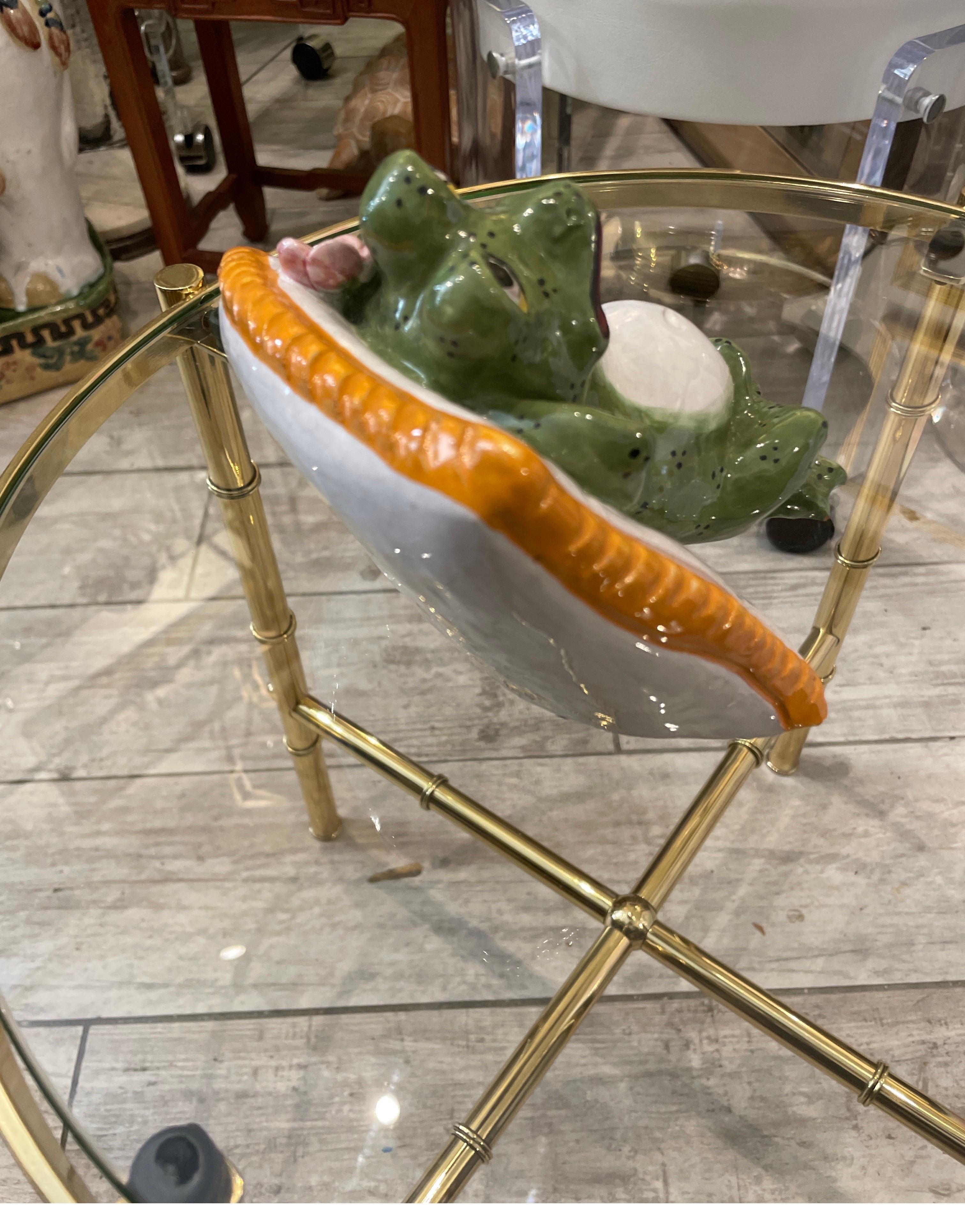 Pair of Vintage Italian Terracotta Frog Bookends In Good Condition For Sale In West Palm Beach, FL