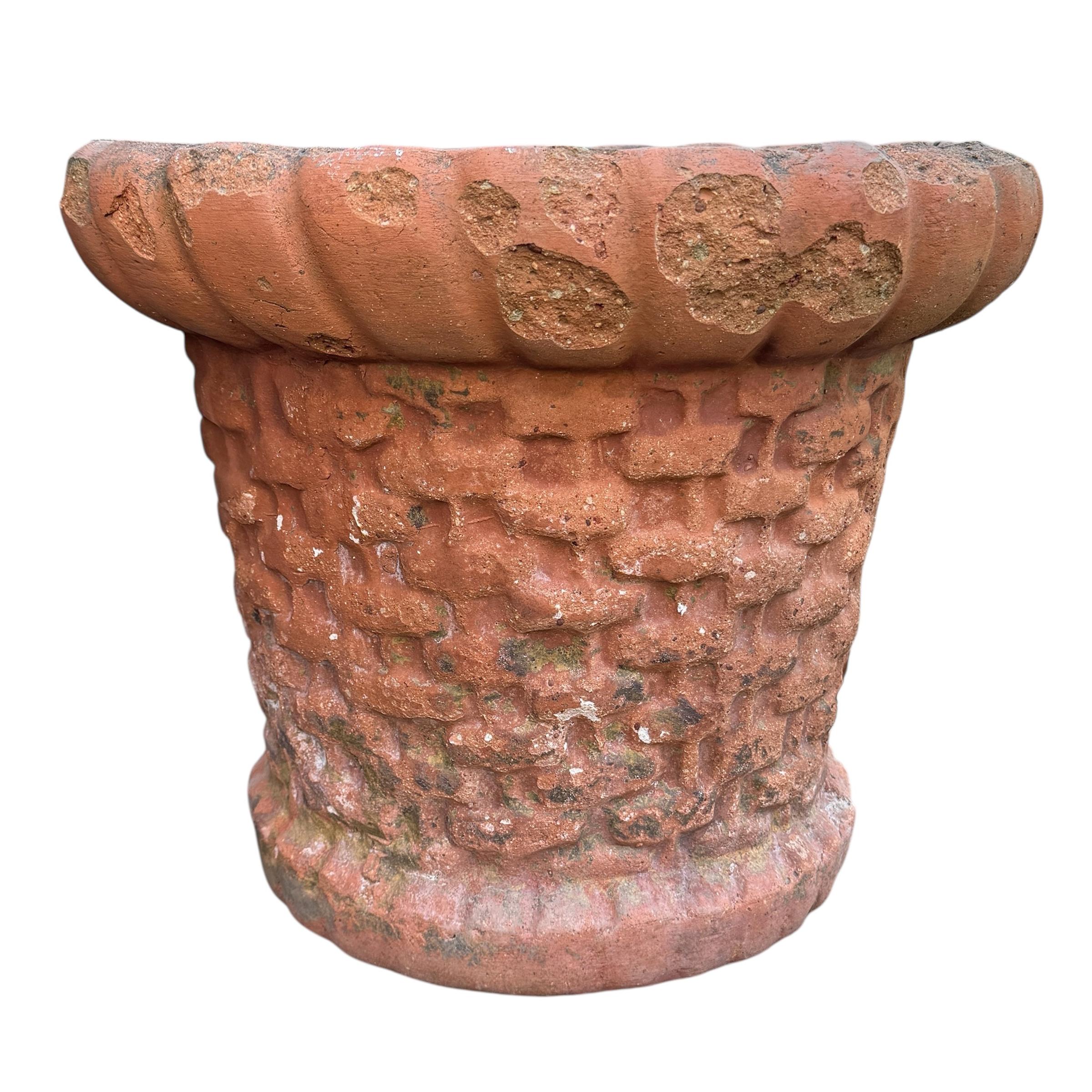Paar italienische Terrakotta-Pflanzgefäße im Vintage-Stil (20. Jahrhundert) im Angebot