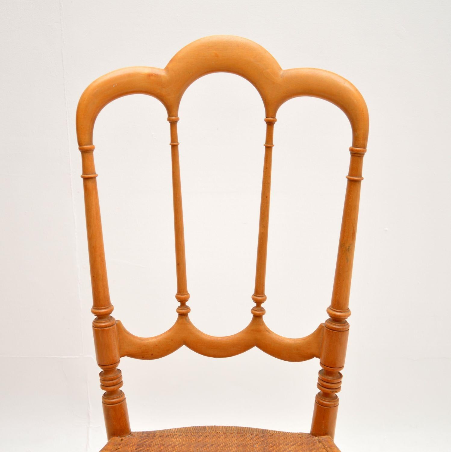 Oak Pair of Vintage Italian ‘Tre Archi’ Chiavari Chairs by Fratelli Levaggi For Sale