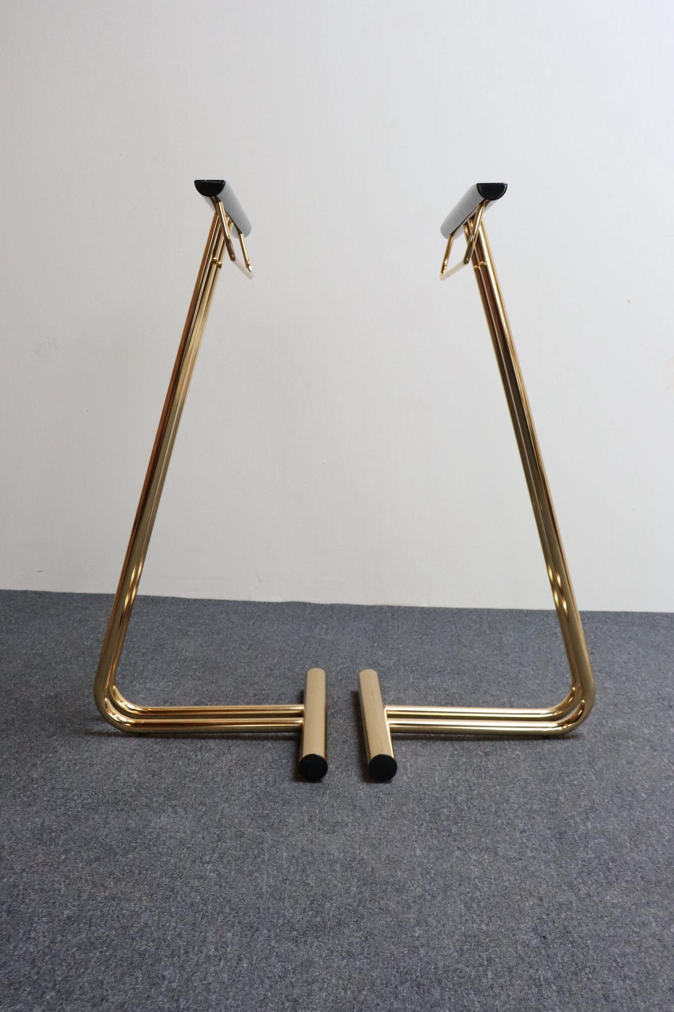 Mid-Century Modern Pair of Vintage Italian Valets / Dress Boys in Polished Brass and Lacquered Wood For Sale