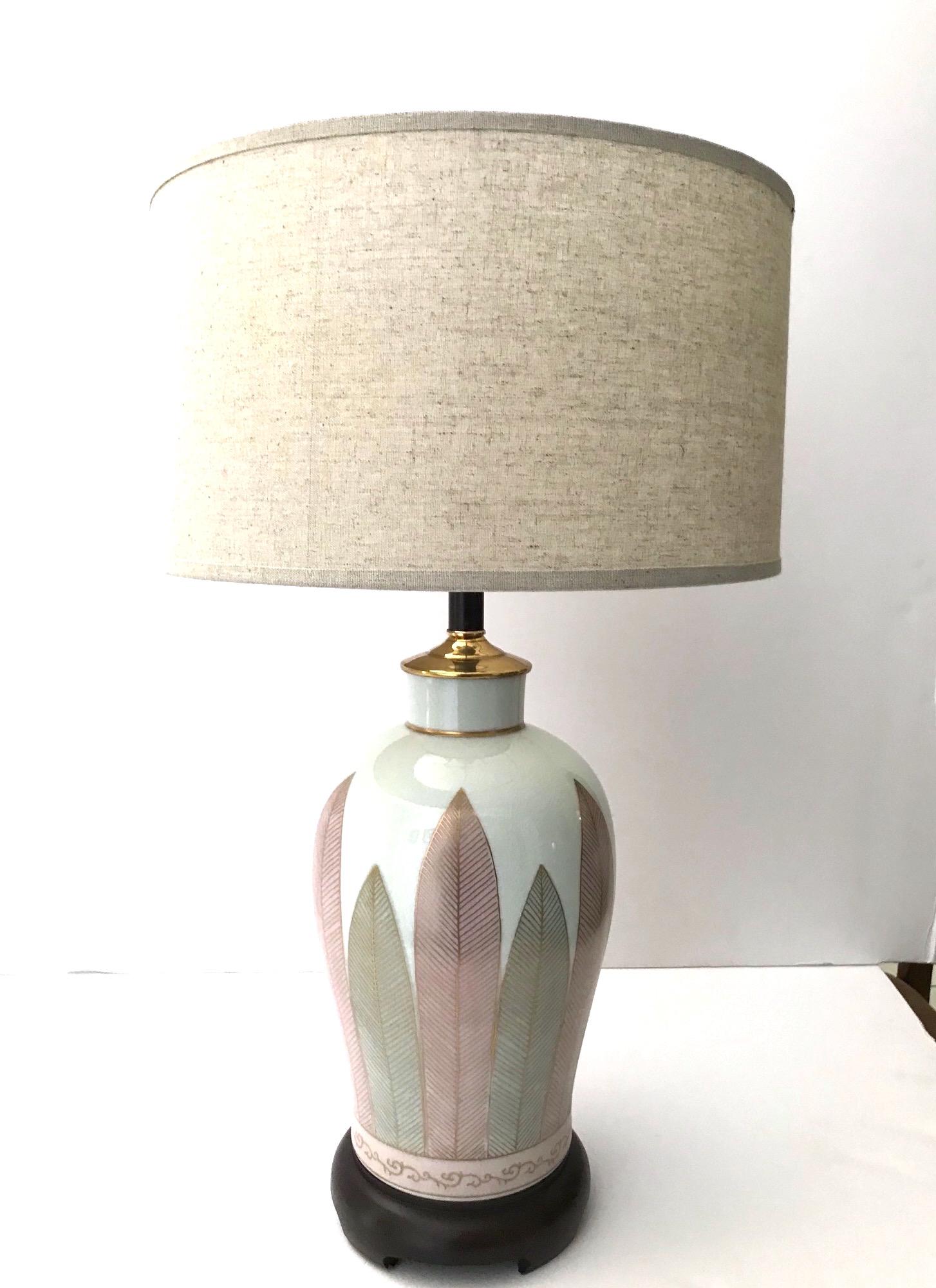 Pair of Japanese Hand Painted Porcelain Lamps in White, Grey, and Pink, C. 1970s For Sale 3