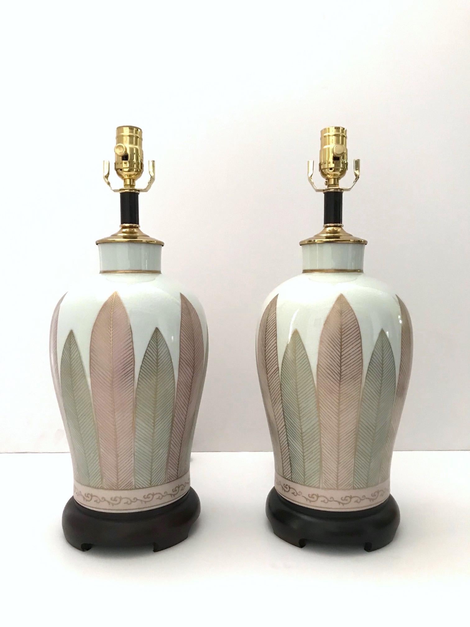 Mid-Century Modern Pair of Japanese Hand Painted Porcelain Lamps in White, Grey, and Pink, C. 1970s For Sale