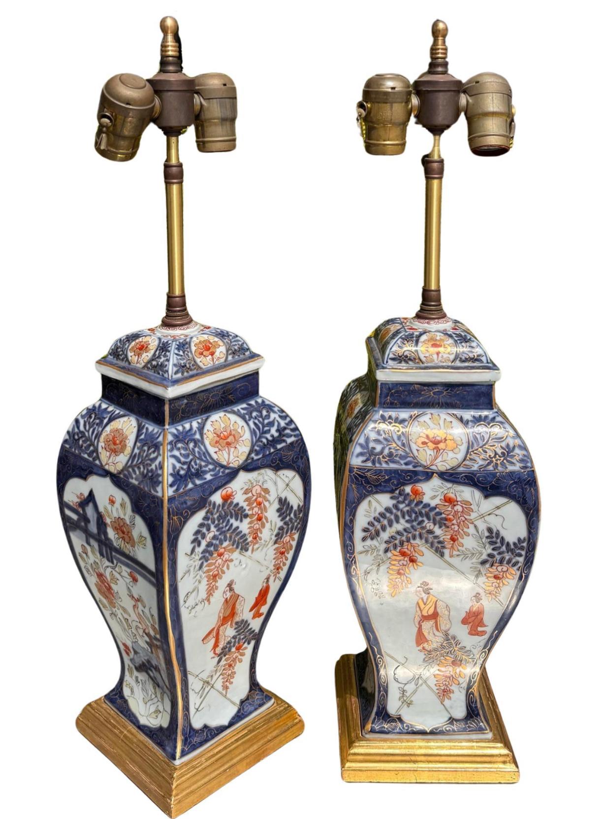 20th Century Pair of Vintage Japanese Imari Pottery Designer Table Lamps For Sale