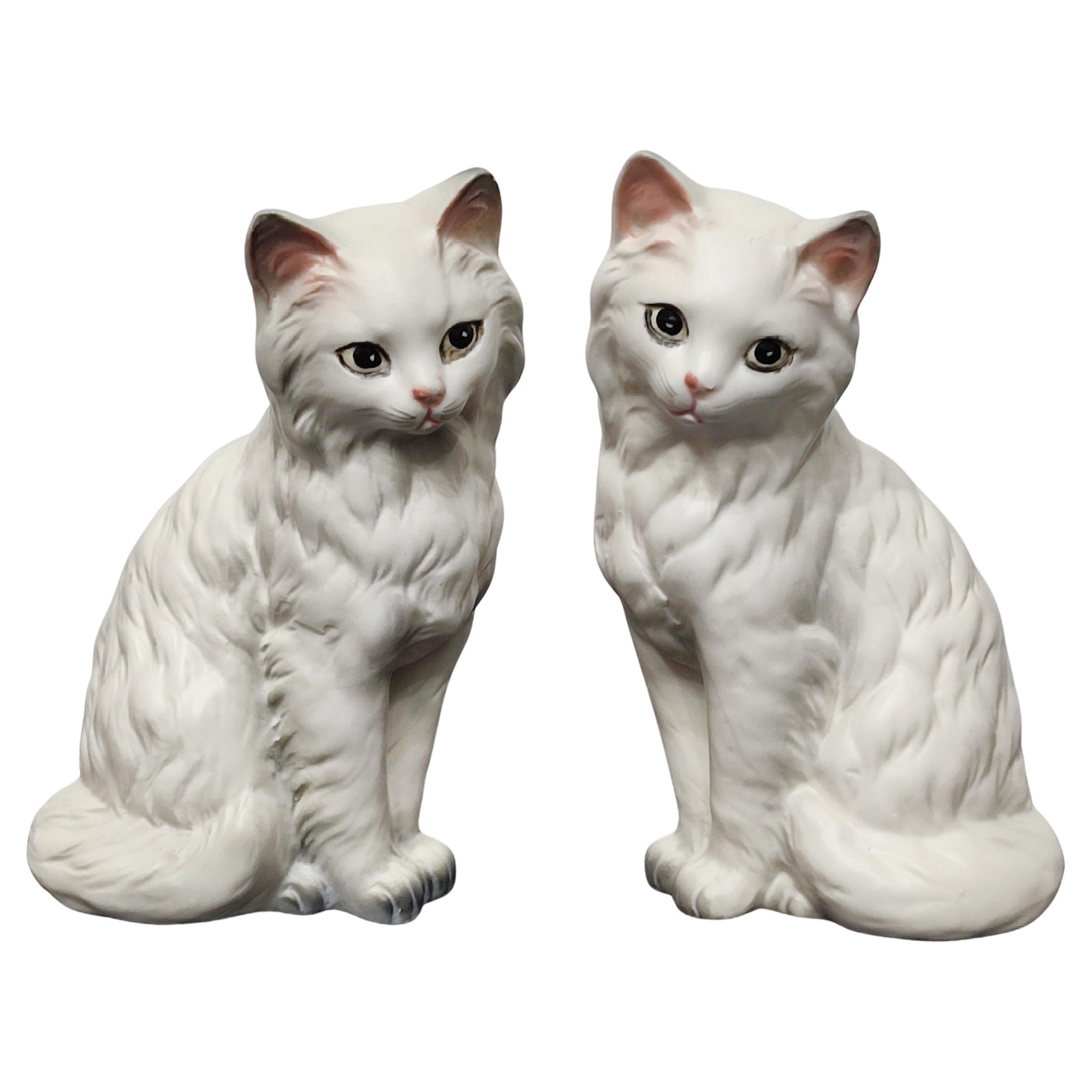 Coppia di statuette di gatto in porcellana giapponese Lefton d'epoca - metà secolo moderno in vendita