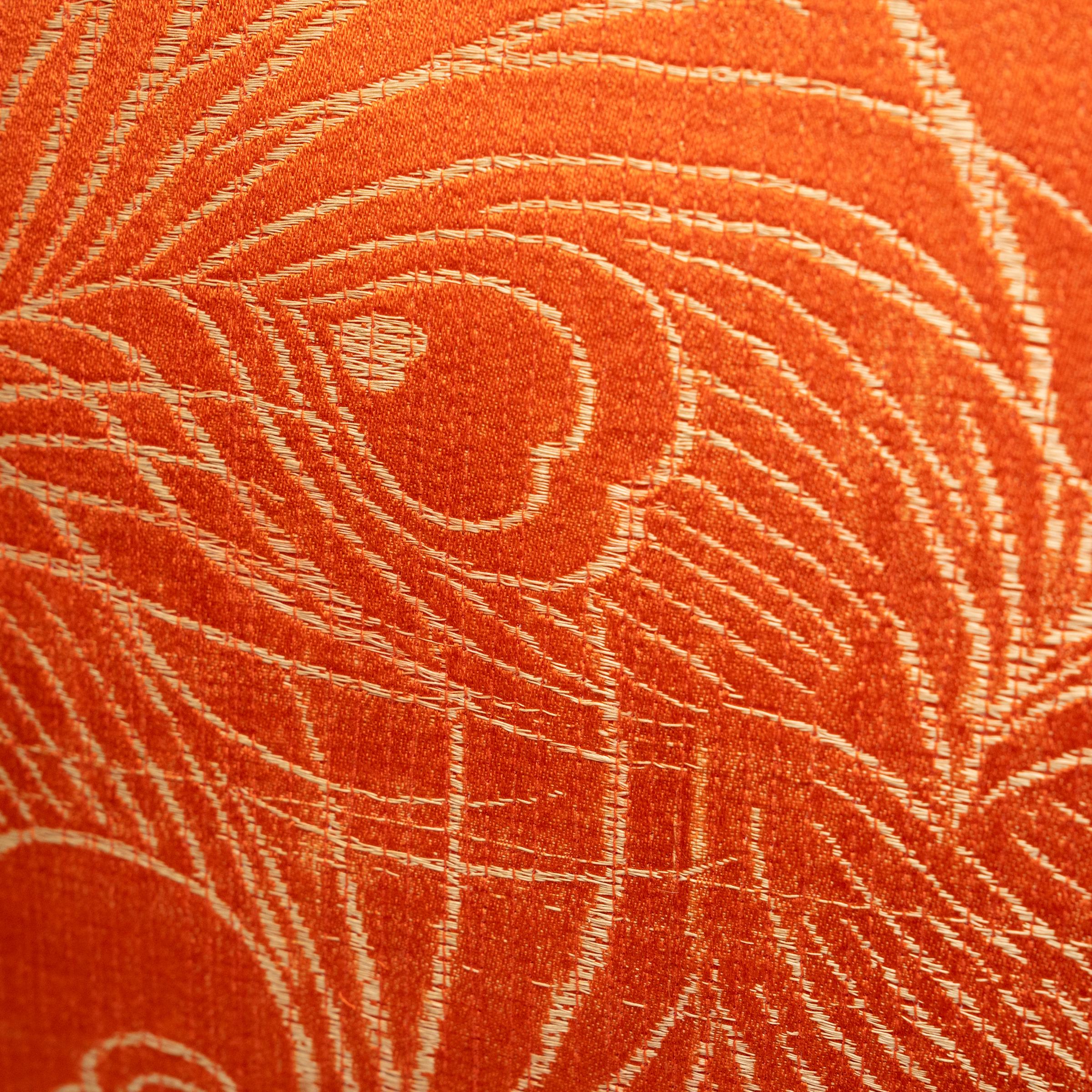 Pair of Vintage Japanese Obi Silk Pillows In Good Condition For Sale In Chicago, IL