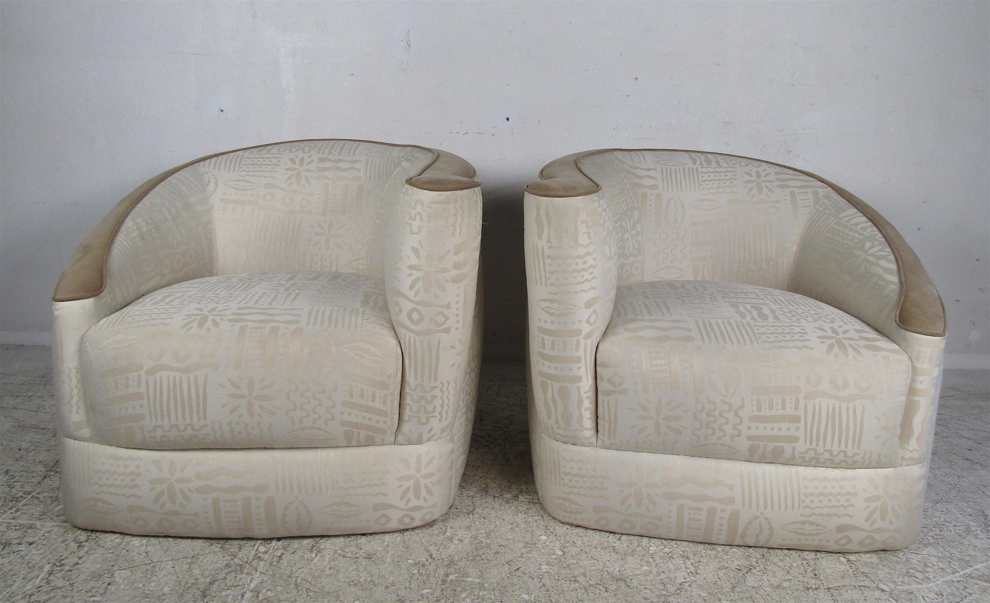 Mid-Century Modern Pair of Vintage Corkscrew Lounge Chairs