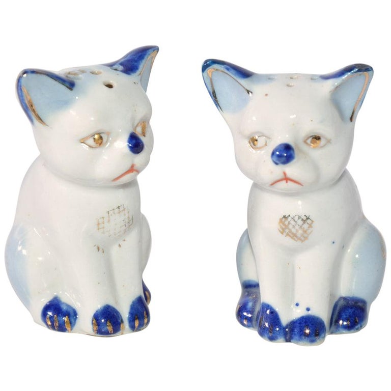 Pair Of Vintage Kitty Salt And Pepper Shakers At 1stdibs