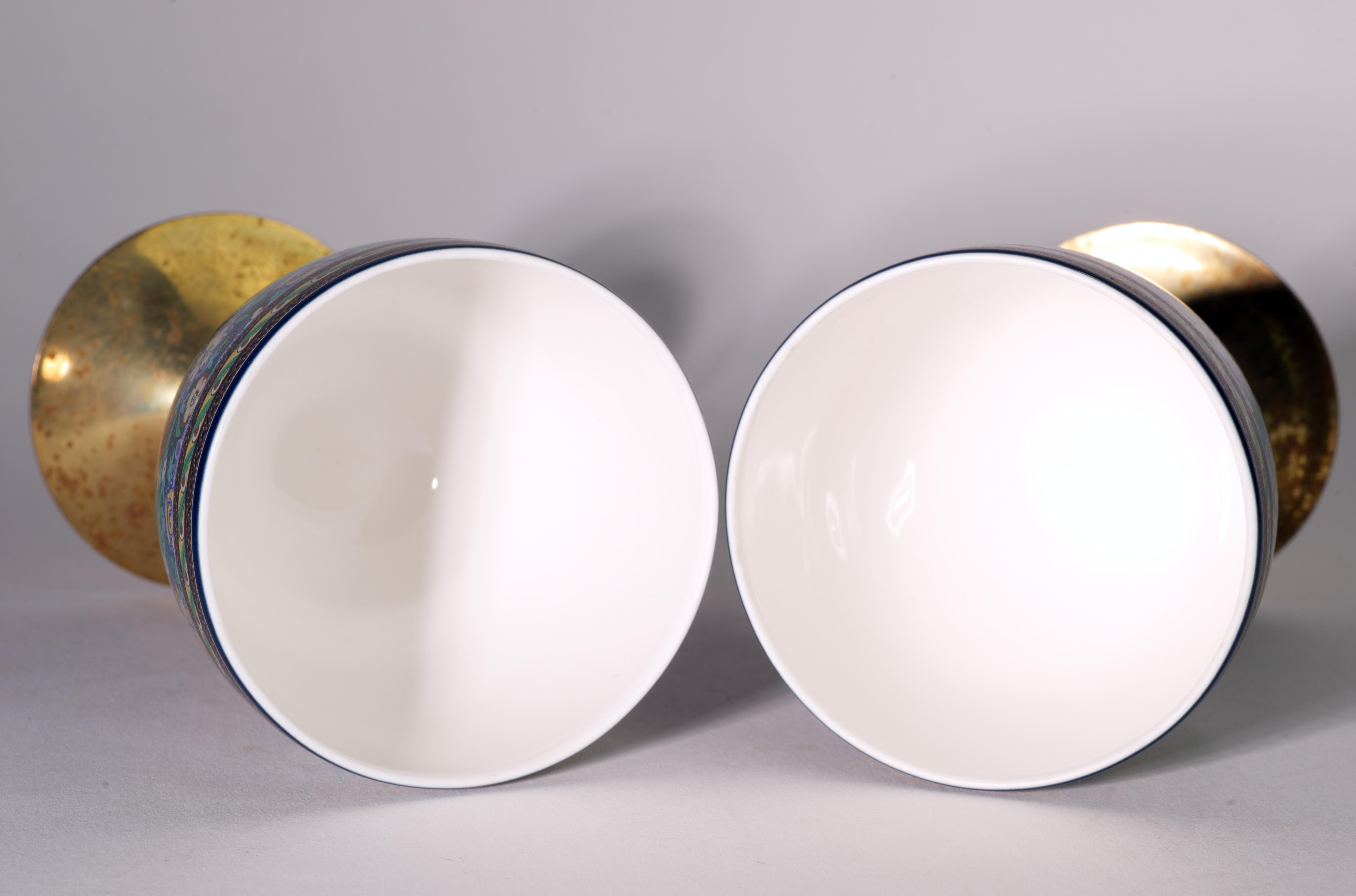20th Century Pair of Vintage Kutani Japanese Porcelain Glasses with Brass Stems For Sale