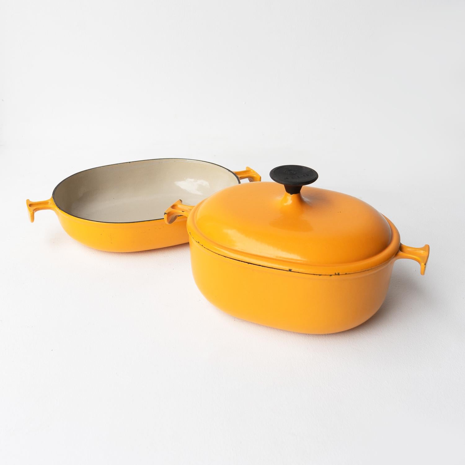 Mid-Century Modern Pair Of Vintage 'La Mama' Enamel Pans By Enzo Mari For Le Creuset, Roasting Dish