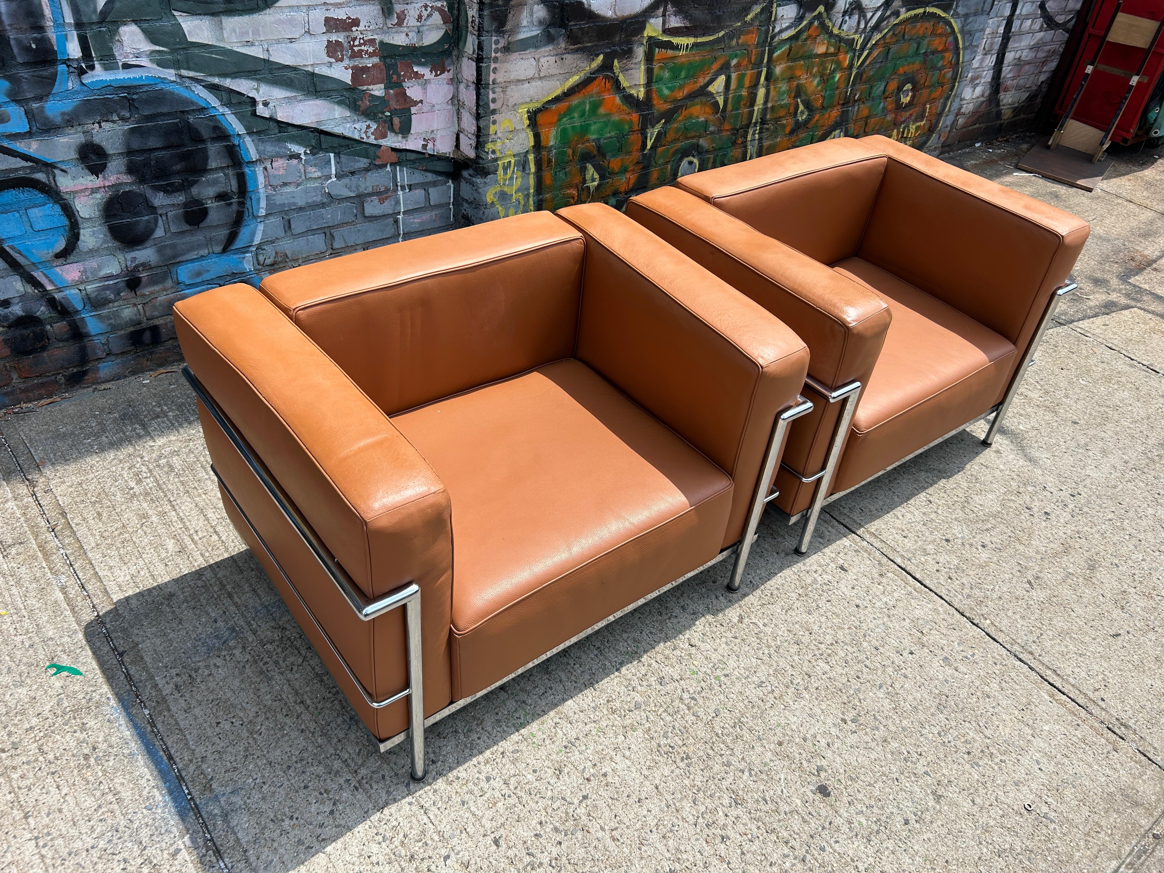 American Pair of Vintage LC3 leather chrome frame lounge chairs by Le Corbusier
