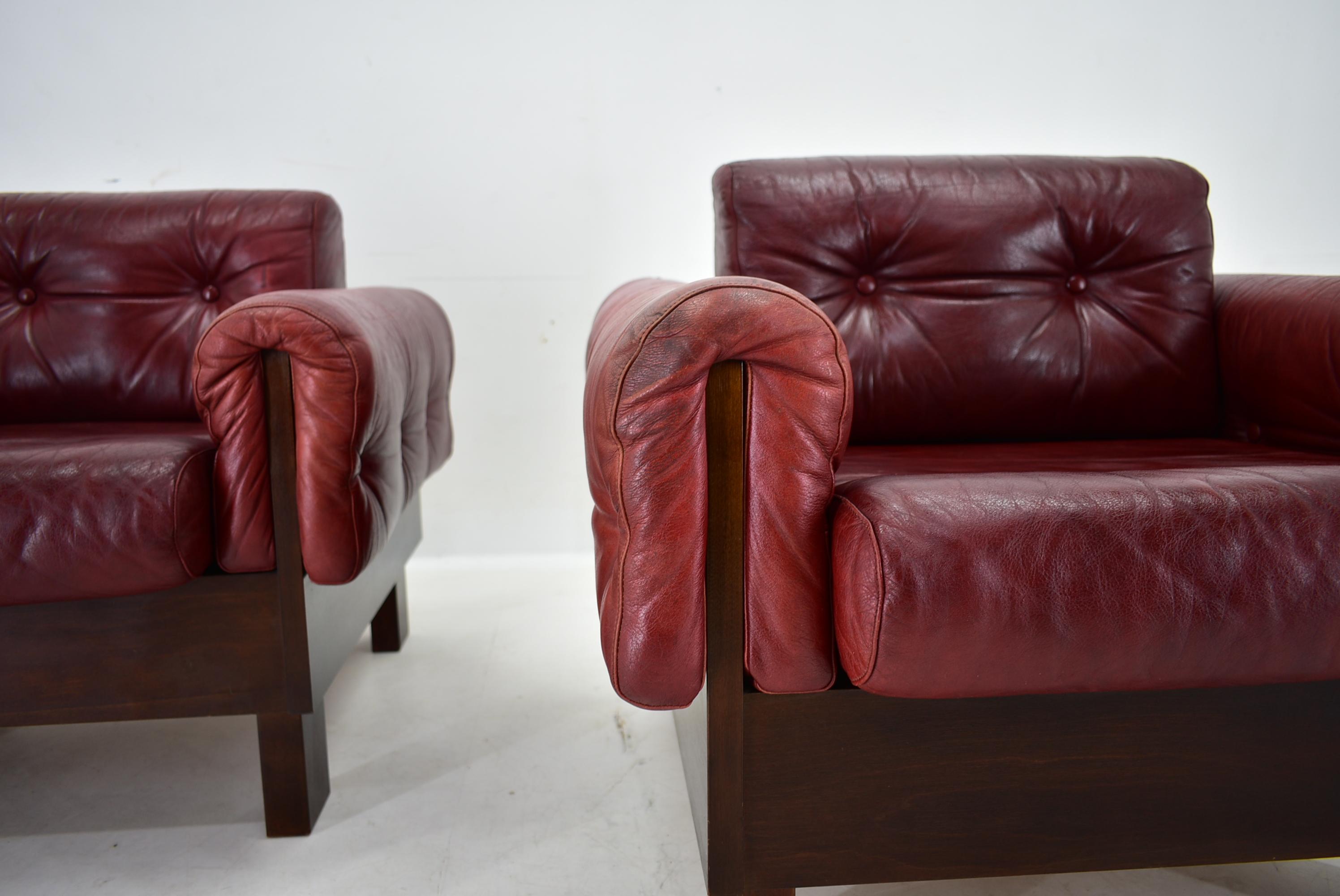 Pair of vintage leather armchairs , Czechoslovakia 1970s In Good Condition For Sale In Praha, CZ