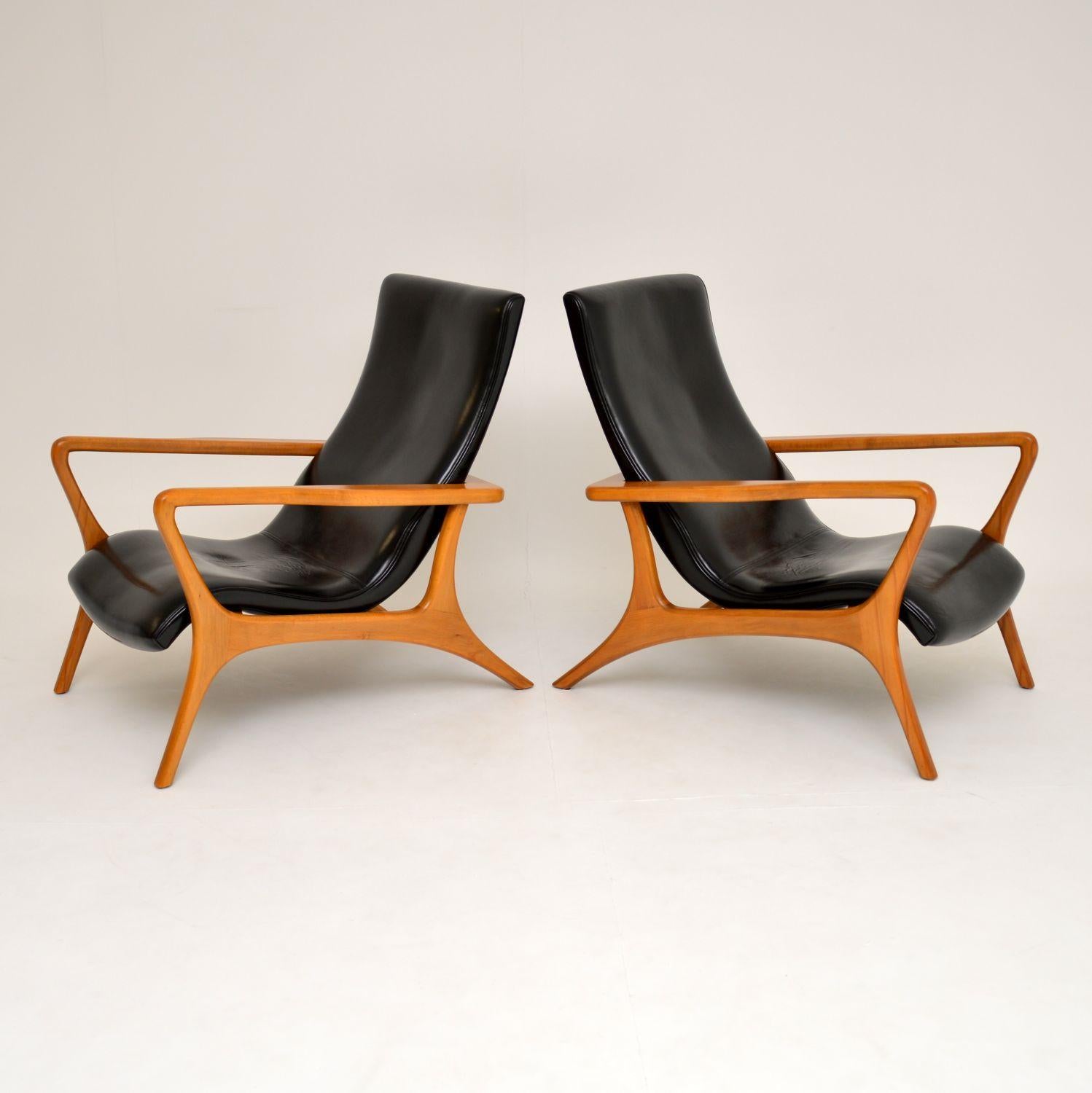 Pair of Vintage Leather Armchairs in the Manner of Vladimir Kagan 8