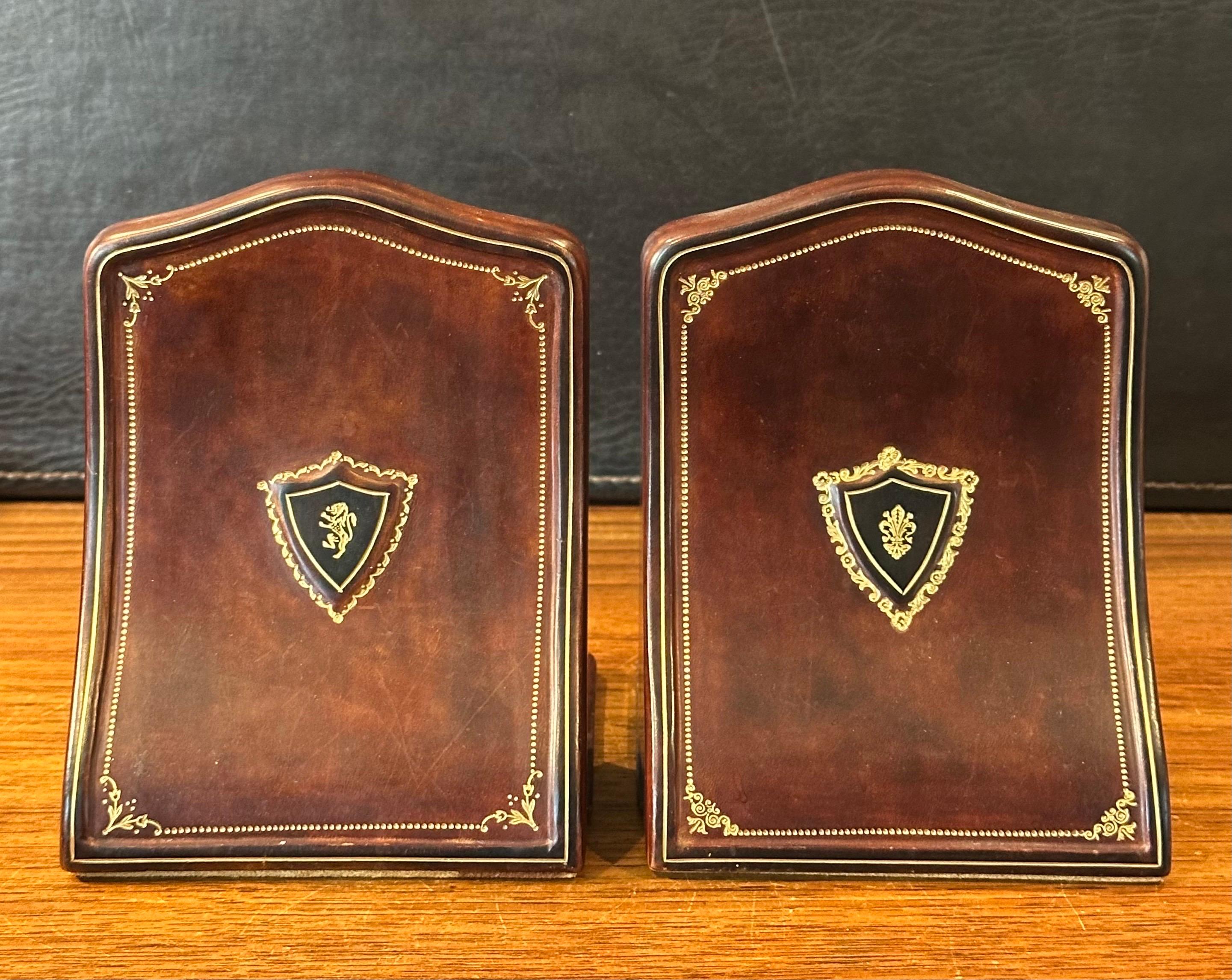 Pair of Vintage Leather Bookends by Papini of Firenze In Good Condition For Sale In San Diego, CA