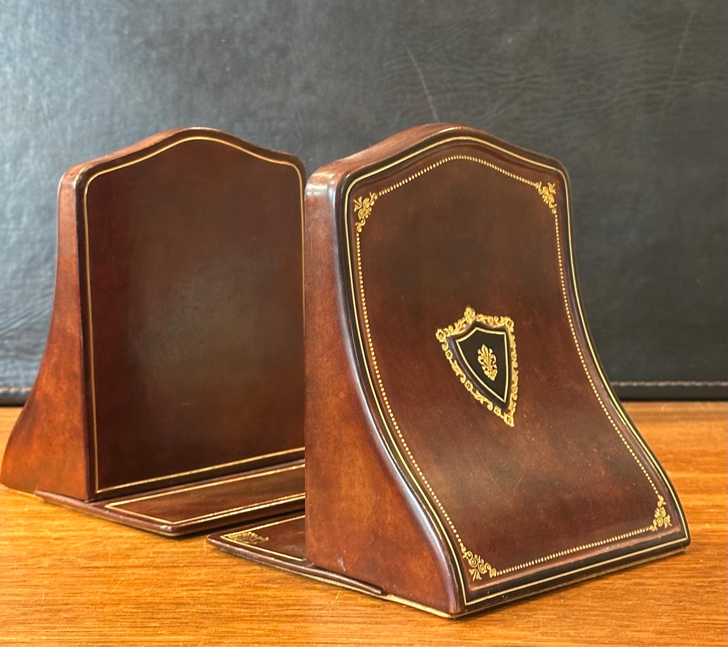 20th Century Pair of Vintage Leather Bookends by Papini of Firenze For Sale