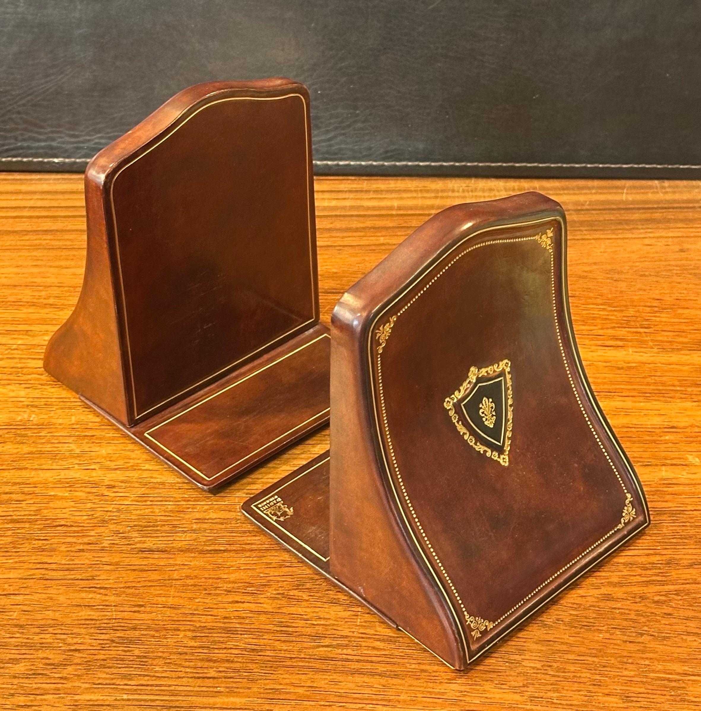 Pair of Vintage Leather Bookends by Papini of Firenze For Sale 1