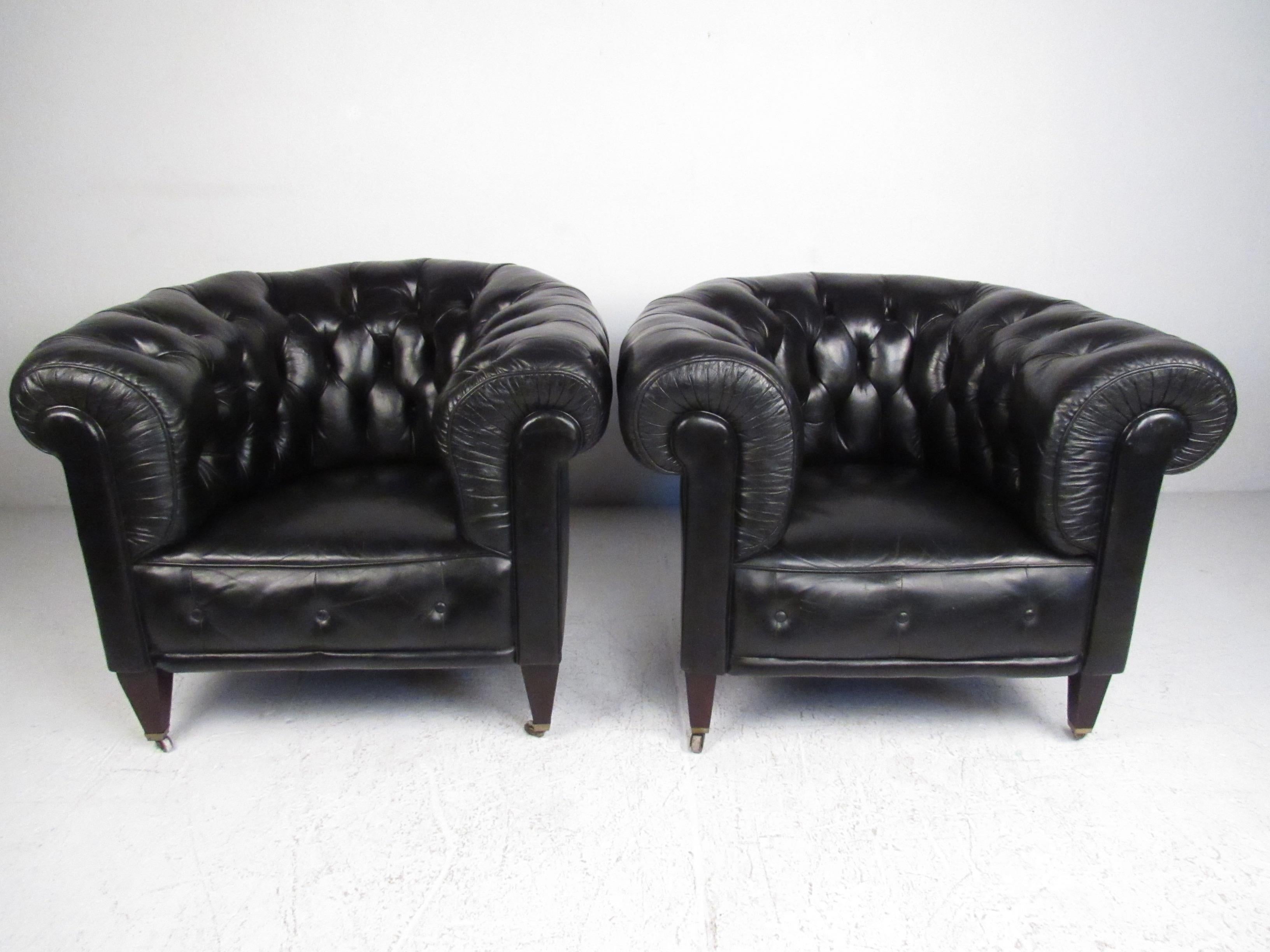 Pair of Vintage Leather Chesterfield Club Chairs In Good Condition In Brooklyn, NY