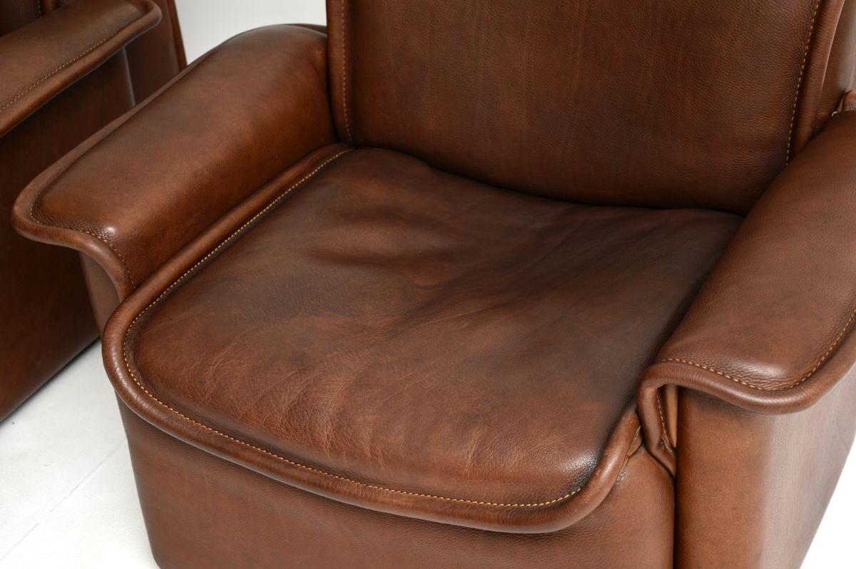 Pair of Vintage Leather DS 12 Armchairs by De Sede For Sale 5