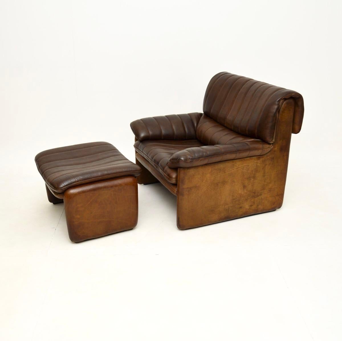 Pelle Coppia di poltrone e sgabello DS 86 in pelle vintage di De Sede in vendita