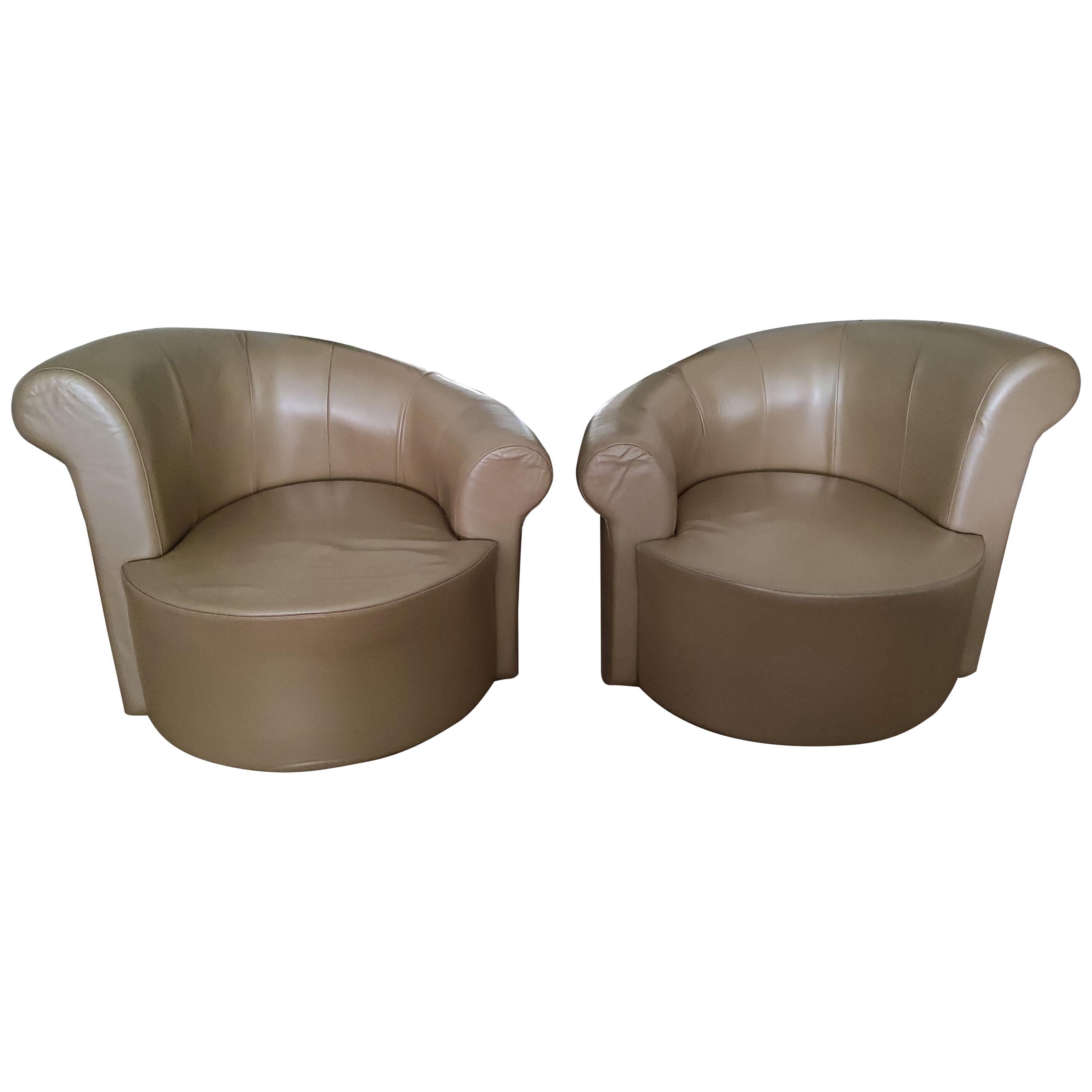 Pair of Swiveling "Nautilus" Chairs by Vladimir Kagan For Sale