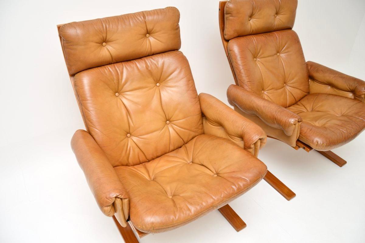 Late 20th Century Pair of Vintage Leather Kengu Armchairs by Elsa and Nordahl Solheim for Rykken For Sale