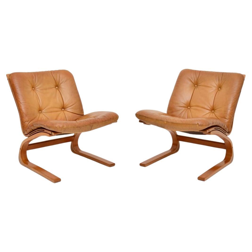 Pair of Vintage Leather Kengu Chairs by Elsa and Nordahl Solheim for Rykken For Sale