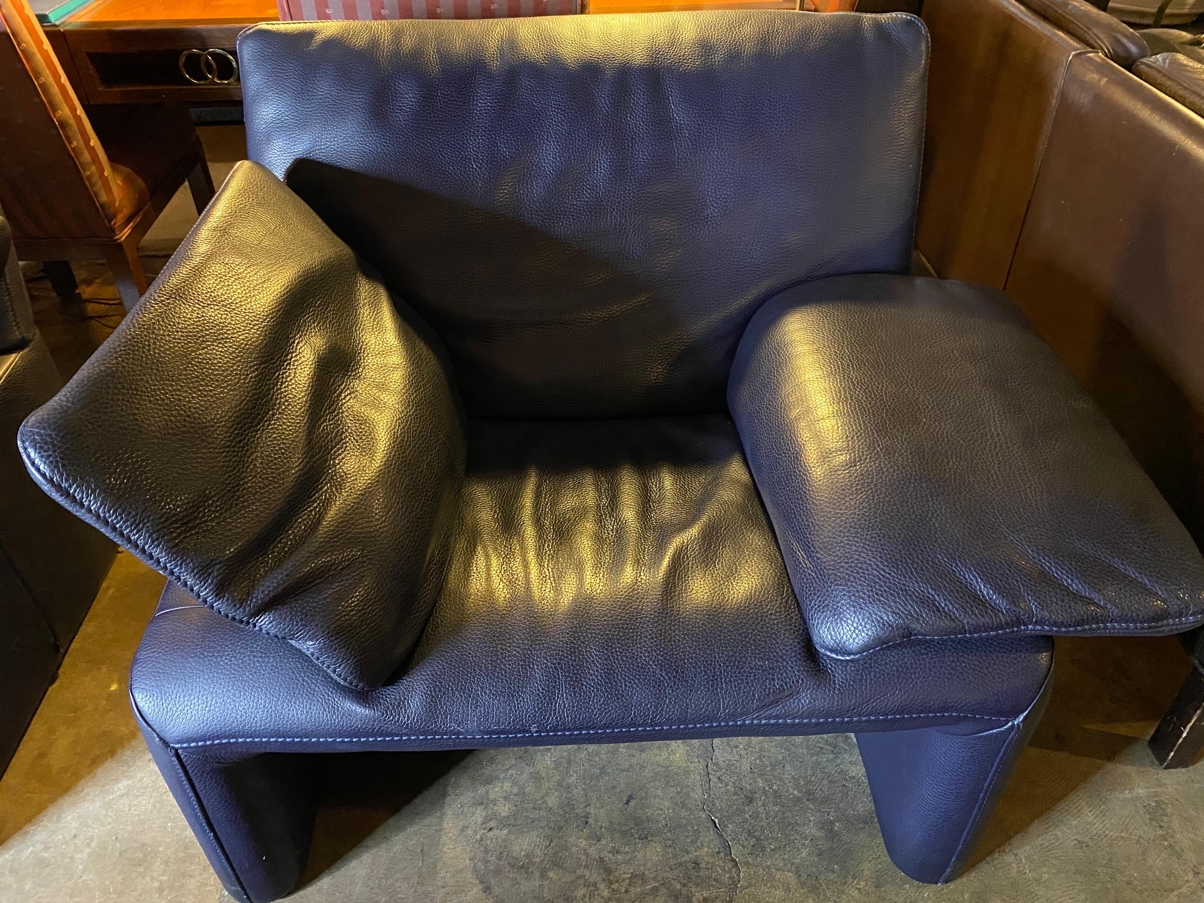 Pair of Vintage Leather Lounge Chairs, Belgium, 1990s 5