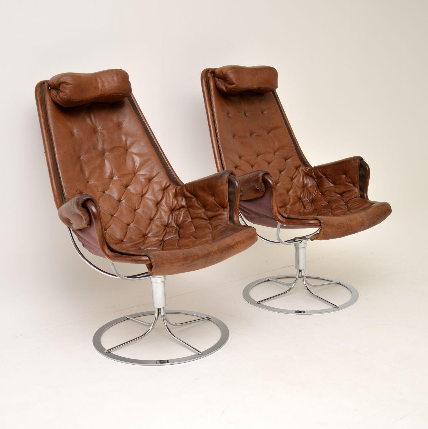 Swedish Pair of Vintage Leather Swivel 'Jetson' Armchairs by Bruno Mathsson
