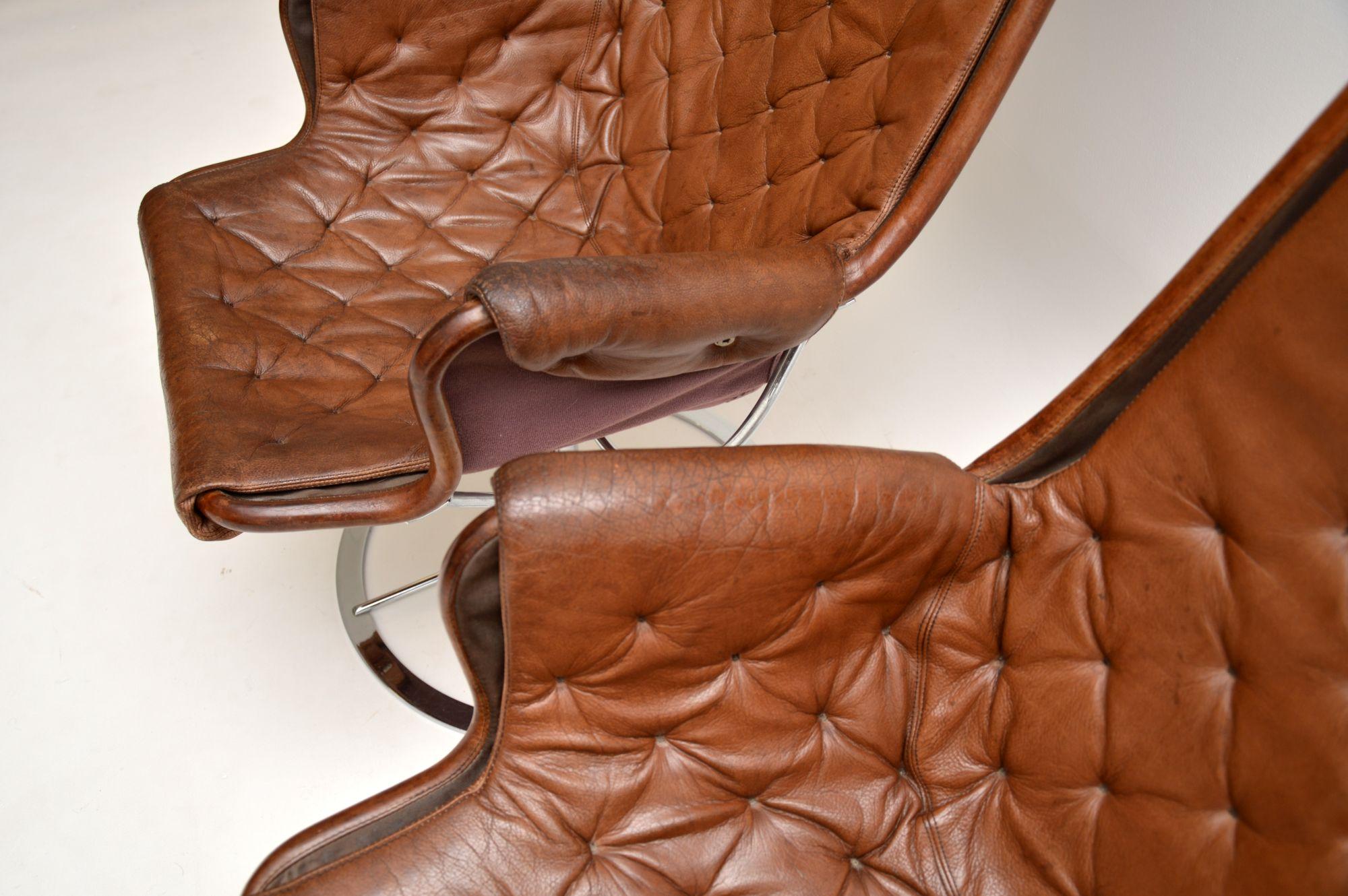 Pair of Vintage Leather Swivel ‘Jetson’ Armchairs by Bruno Mathsson 2