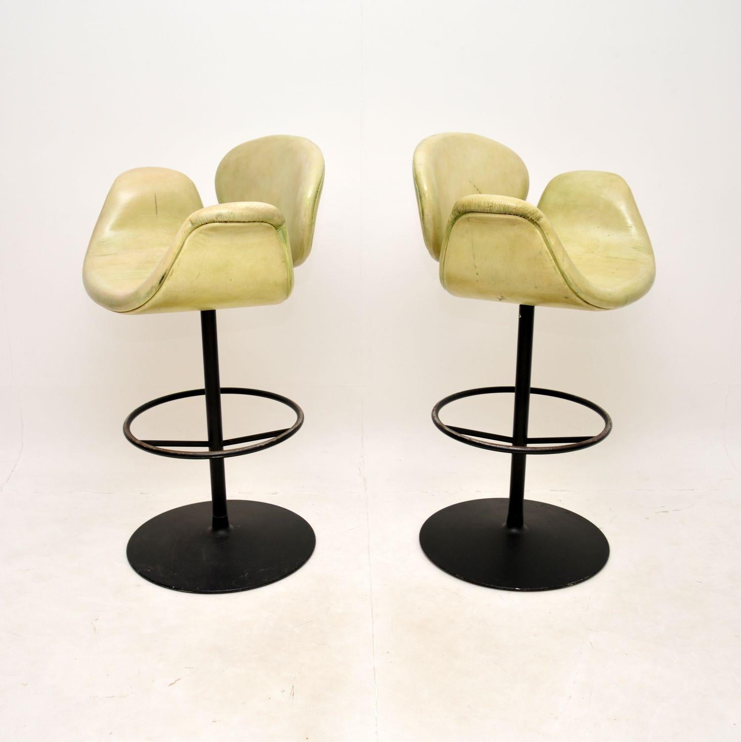 French Pair of Vintage Leather Tulip Bar Stools by Pierre Paulin For Sale