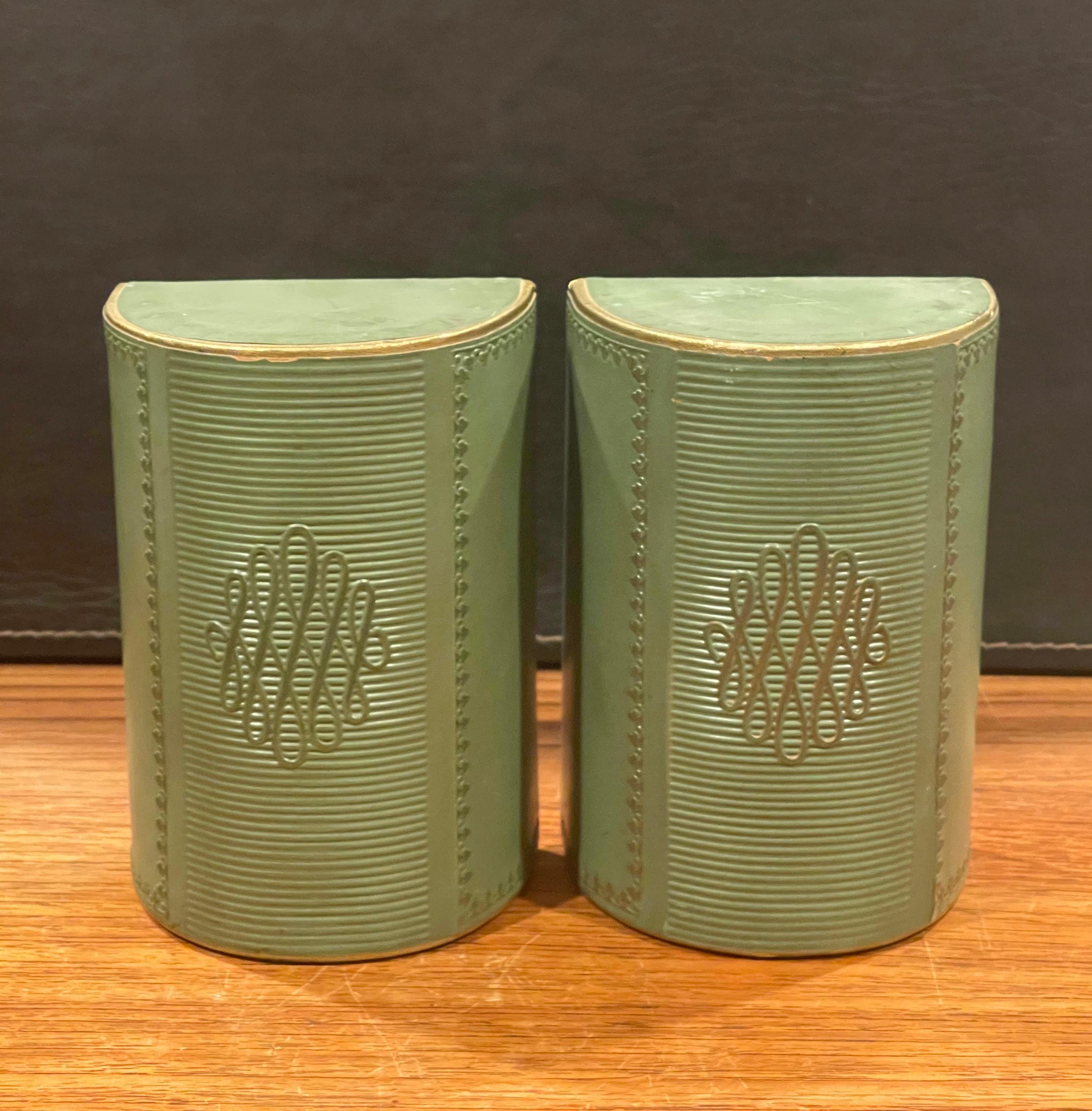 Pair of Vintage Leather Wrapped Bookends In Good Condition For Sale In San Diego, CA
