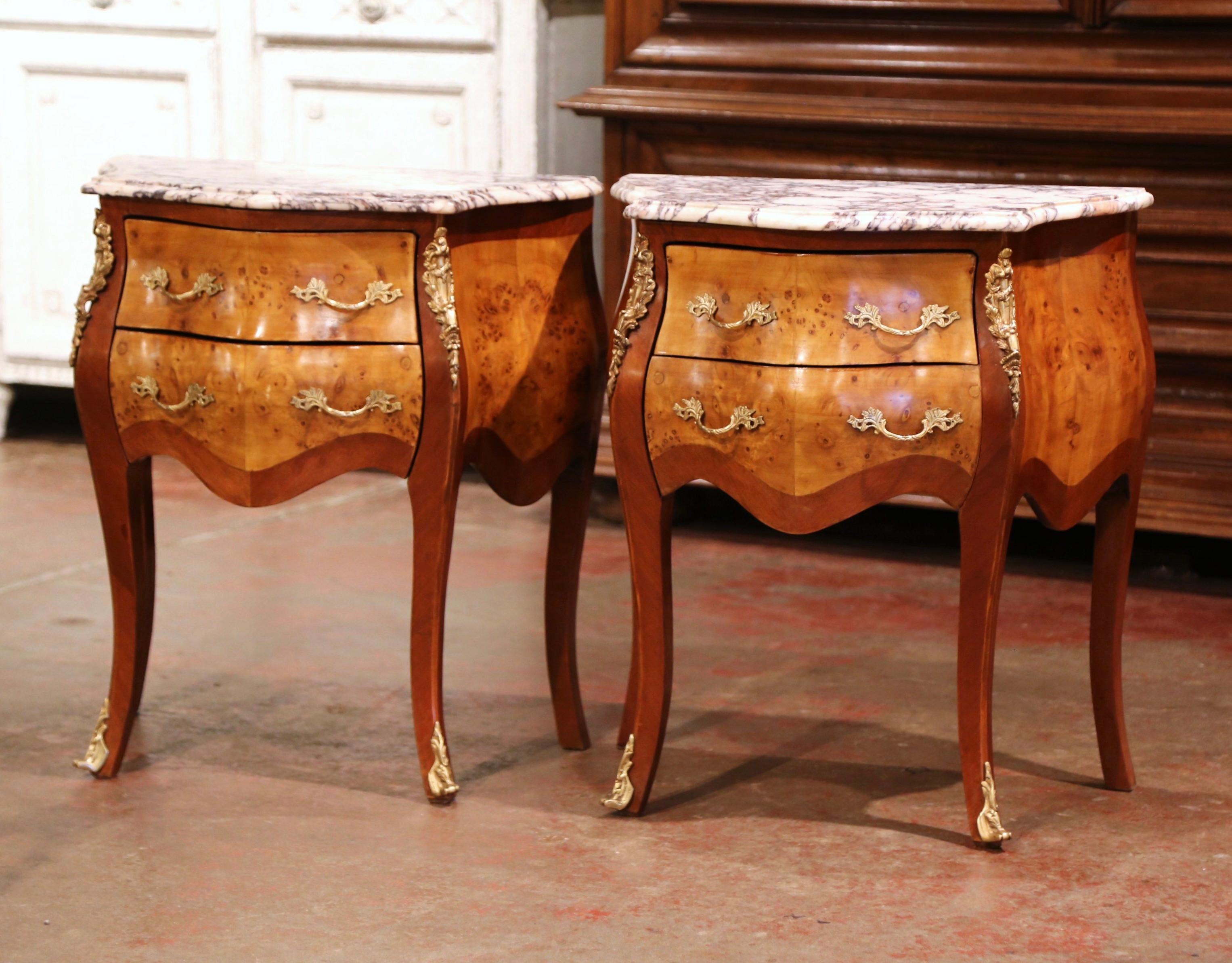 Pair of Vintage Louis XV Burl Walnut Bombe Nightstands Chests with Marble Top In Excellent Condition In Dallas, TX