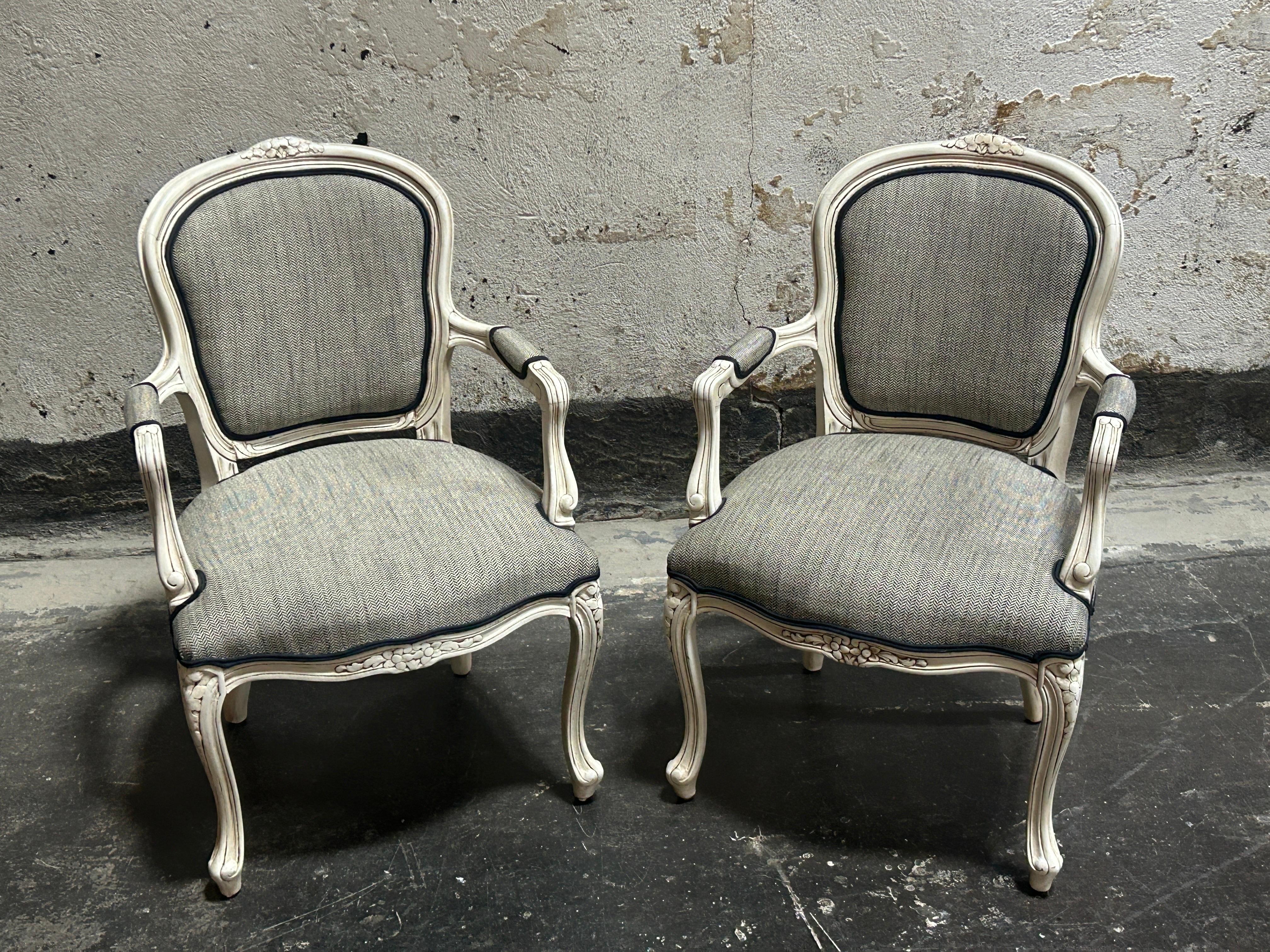 Pair of Vintage Louis XV French Rococo Fauteuil Chairs - Fully Restored For Sale
